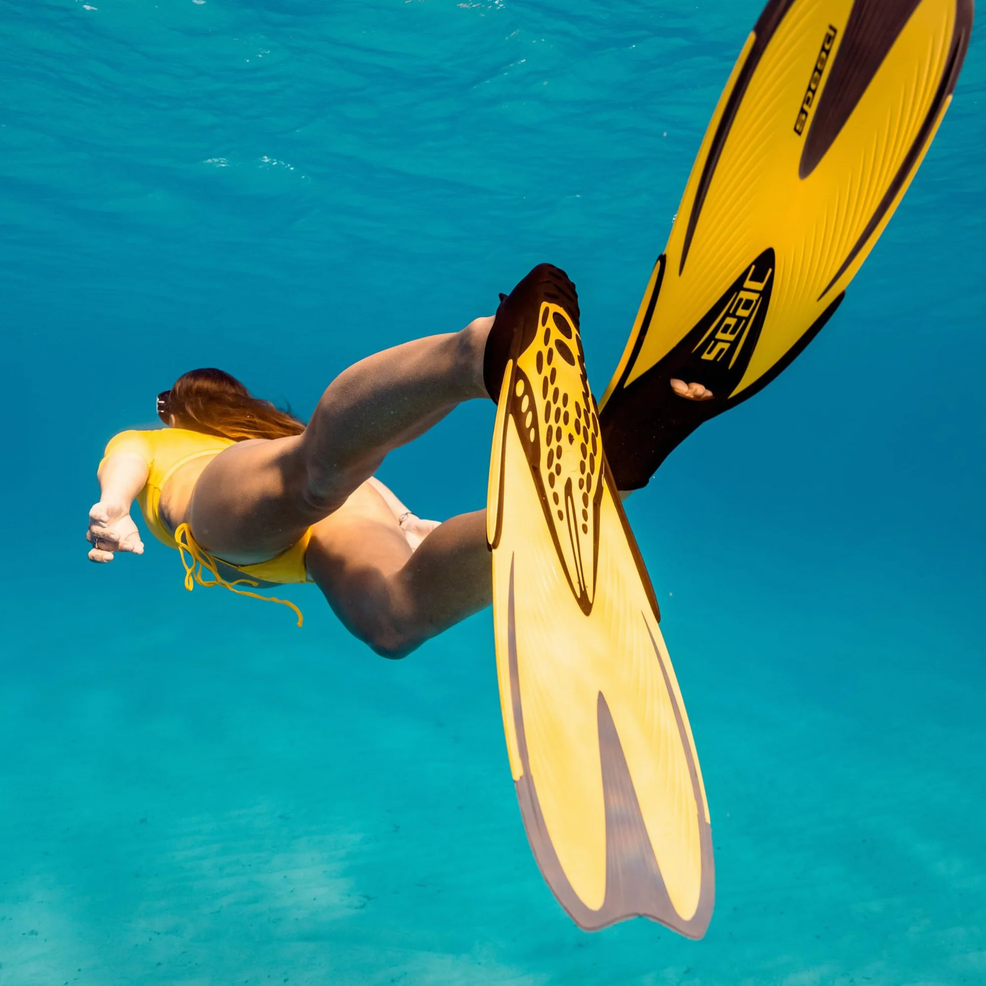 Seac Speed, Aletas de Snorkel para Mujeres, Hombres y niños con calzante Cerrado