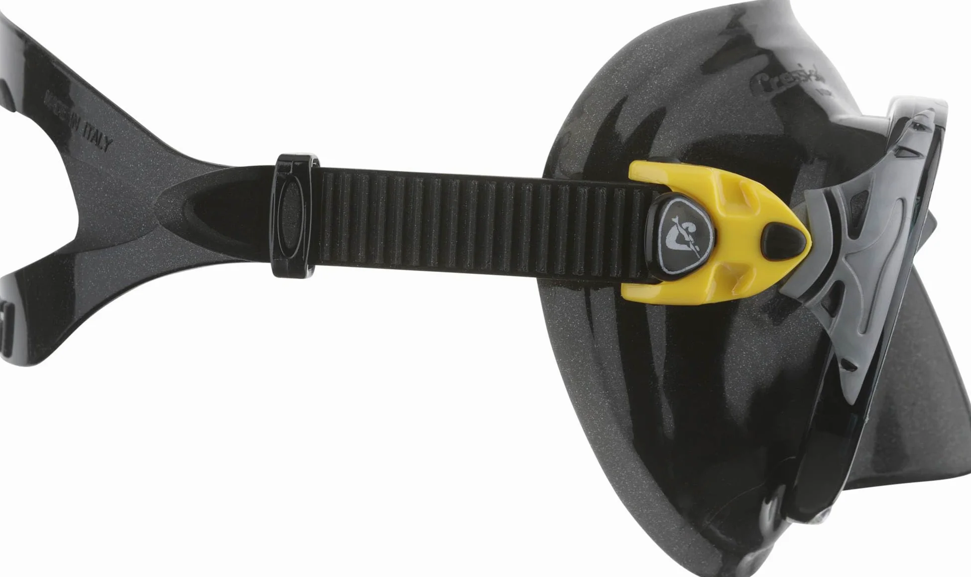 Cressi Big Eyes Evolution Snorkel Mask - Adult Diving Mask with Soft Silicone Seal - HD Mirrored Lenses for Scuba Diving