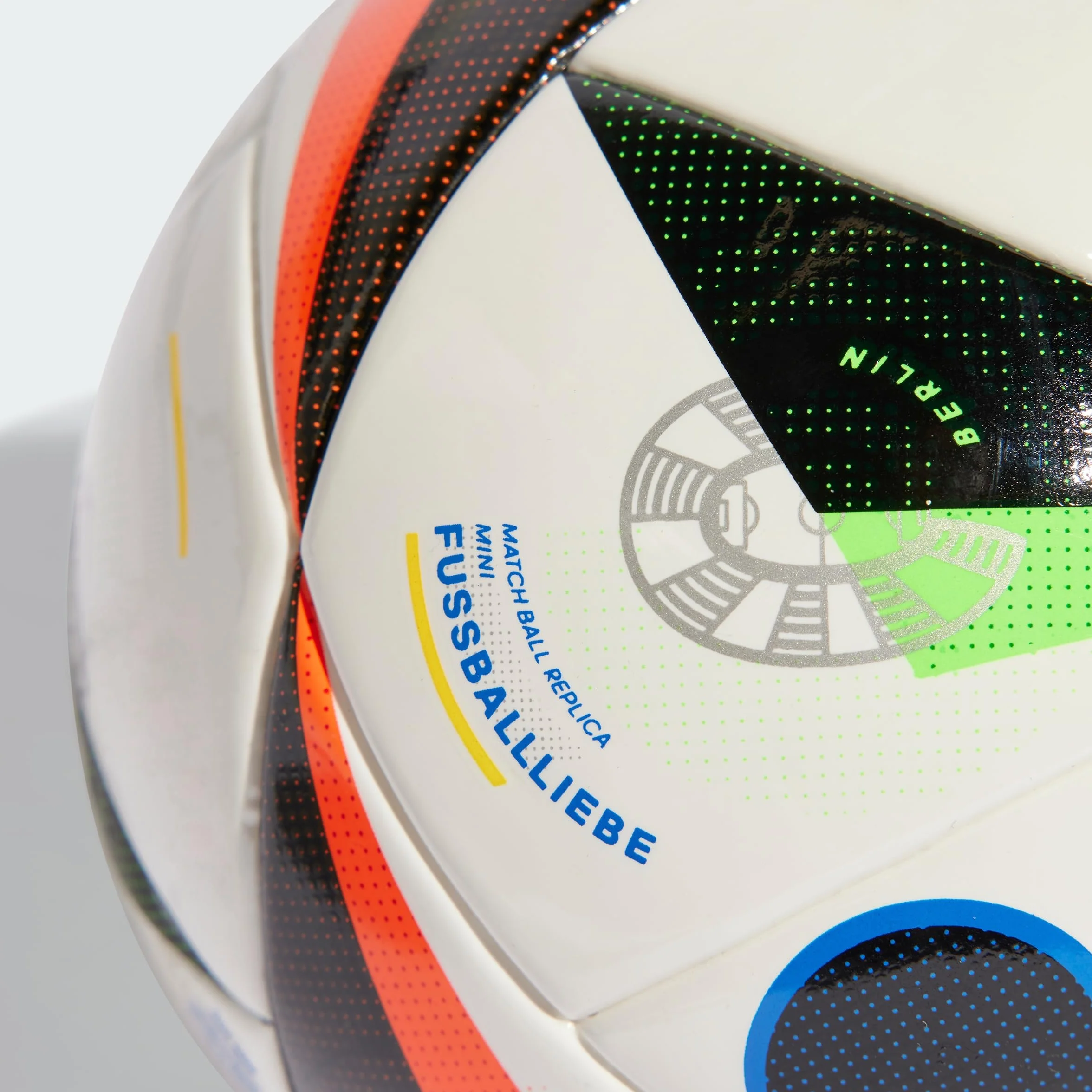adidas Euro24 Mini White/Black/Globlu Talla Única