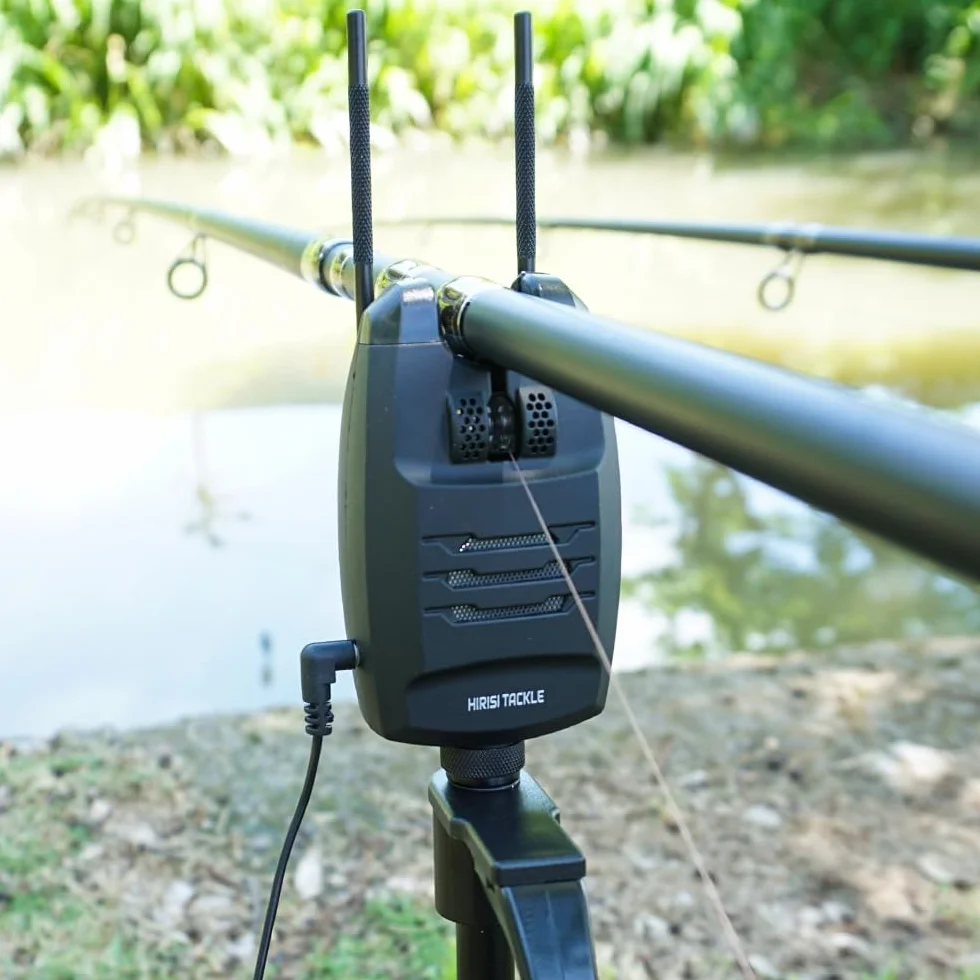 Hirisi Tackle Juego de alarma y receptor de mordedura de pesca de carpa con barra de oreja en caso (2 más 2)