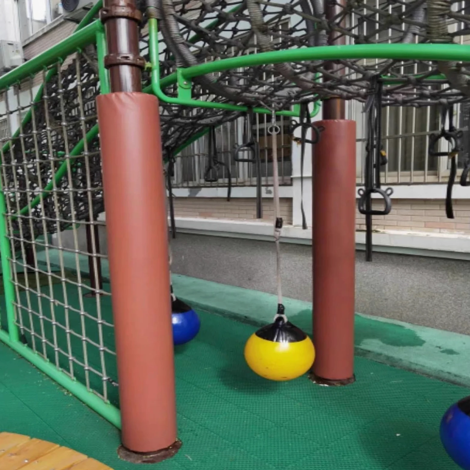 Acolchado para bastón de baloncesto al aire libre, resistente a la intemperie, resistente a los impactos para seguridad en el parque infantil