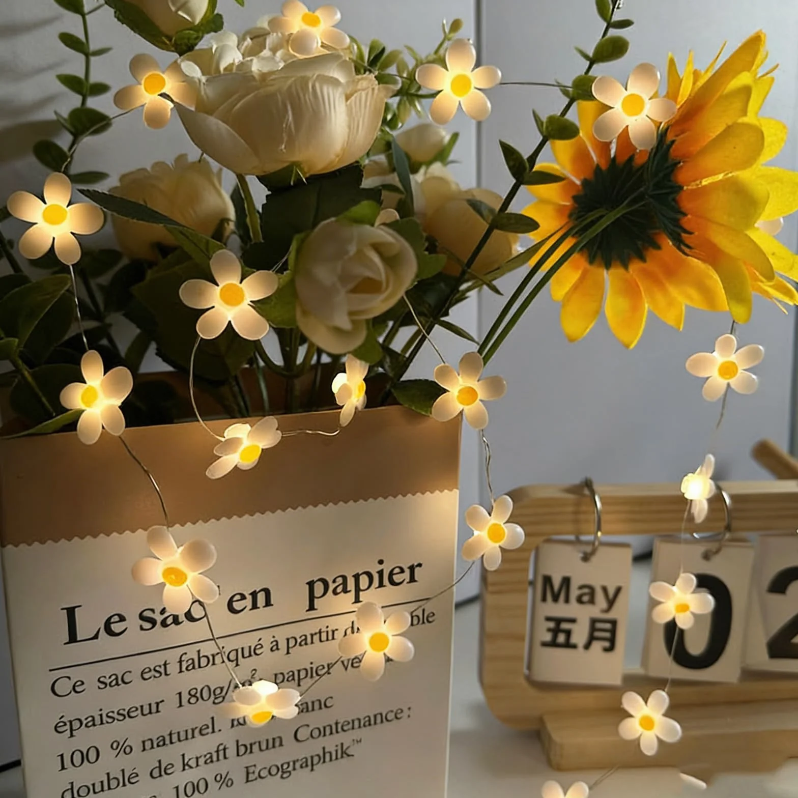 Guirnalda de Luces Artificiales LED 20 Luces 2M Margaritas Cadena de Luz Hadas para Interiores Bodas