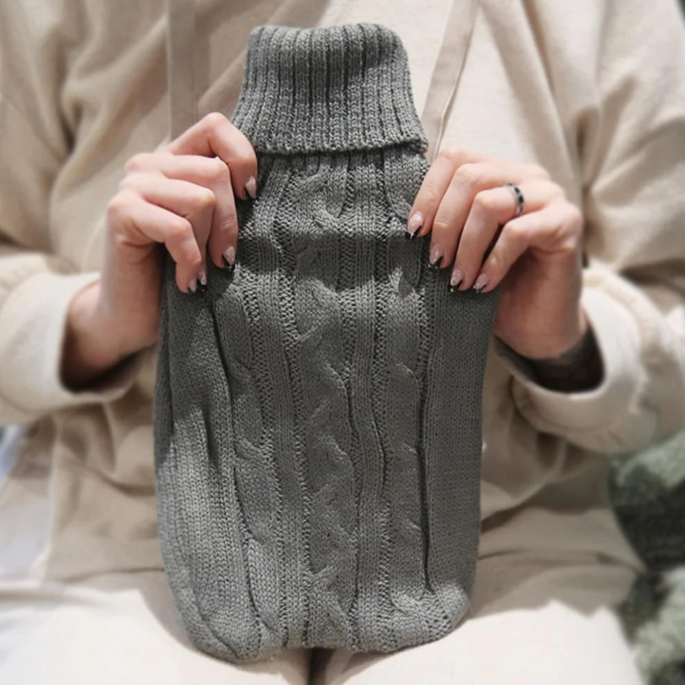 TRIXES Funda de punto aislante para botella de agua caliente, gris, regalo para mujer