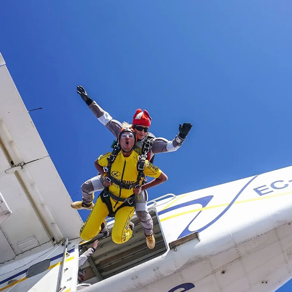 Salto Tándem en Paracaídas Cofre de Experiencias Regalo Validez 5 Años
