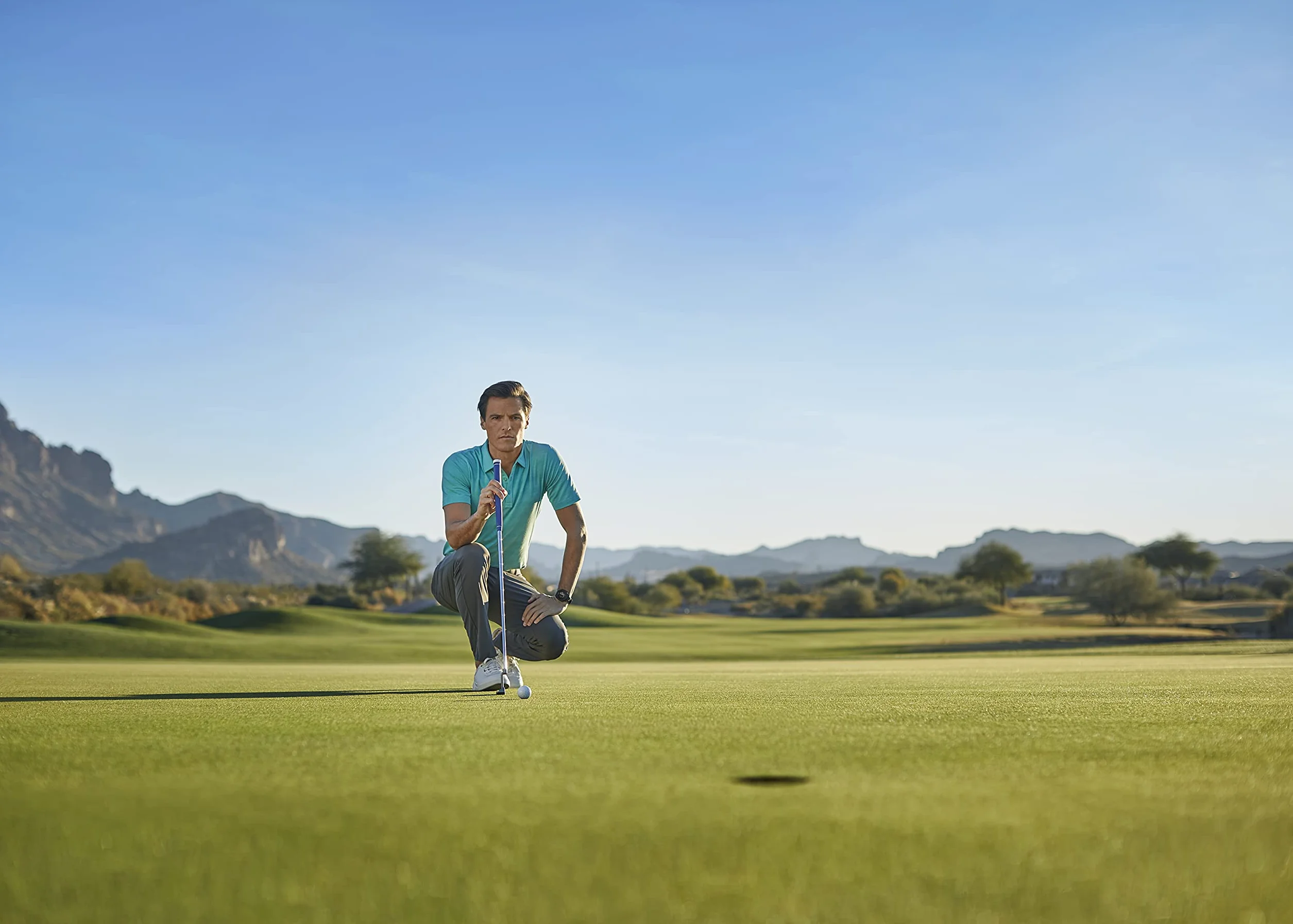 Garmin Approach S12, Reloj para Golf, Campos mundiales preinstalados, Bluetooth y Resistente al Agua, Blanco (Reacondicionado)