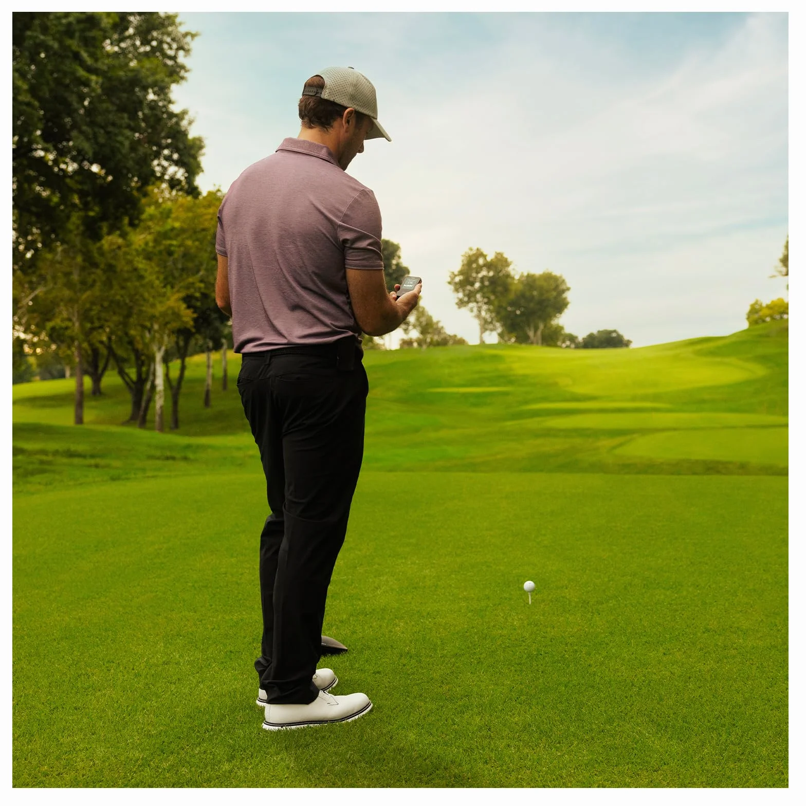 Garmin Approach G20 GPS de Golf de Mano, 43.000 Campos, Pantalla 2,2"