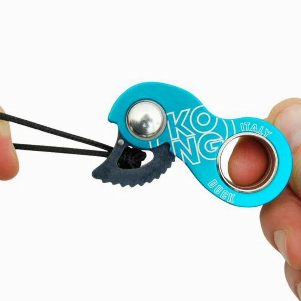Kong. Duck. Bloqueador ultracompacto, Ideal para Escalada, montañismo, espeleología y Socorro en Cuerda. para Cuerdas de 8-13 mm. Fabricado en Italia. Certificaciones: EN 567 y UIAA 126. Peso: 70 | ascendentes de escalada