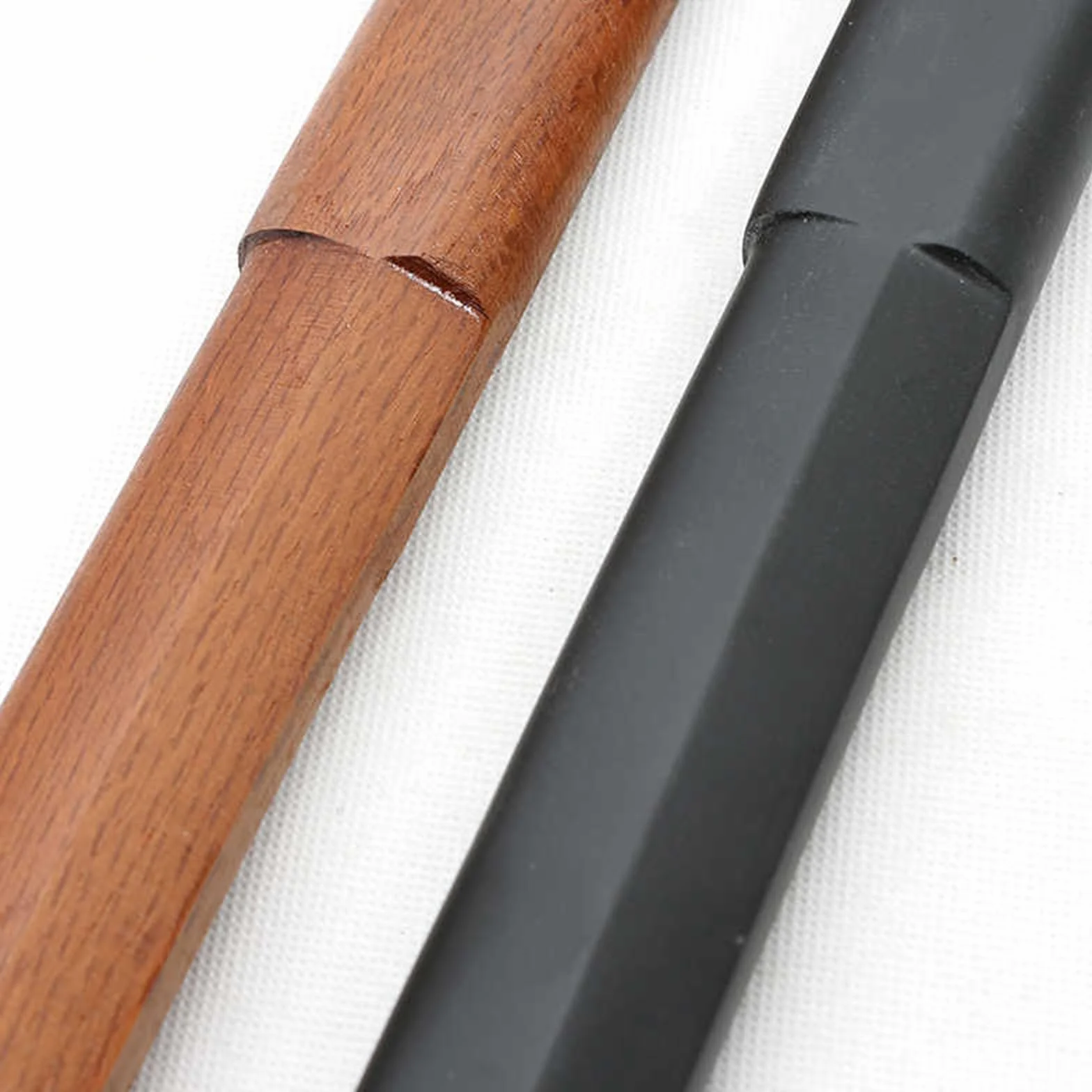 Espadas de Madera para Entrenamiento de Kendo de 100 cm,Espada samurái de Madera,bokken Artesanal para Entrenamiento,Cosplay,utilería,actuaciones y Regalos (Negro/marrón)