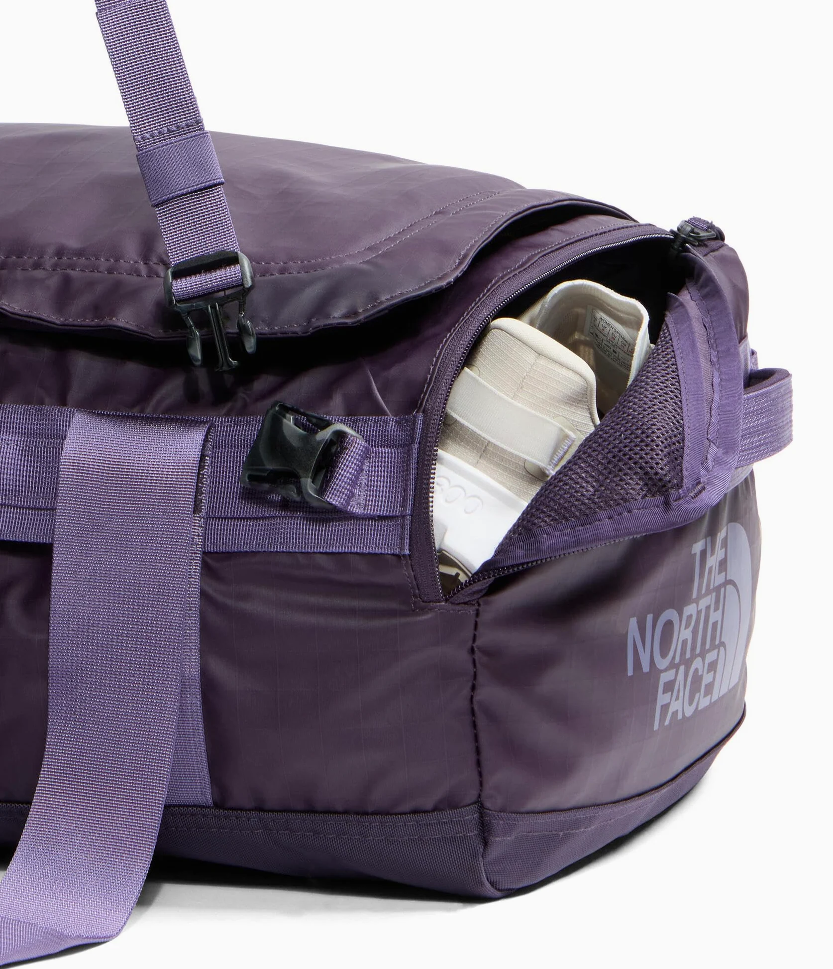 The North Face Base Camp Voyager - Bolsa de Deporte (42 L), Color Negro