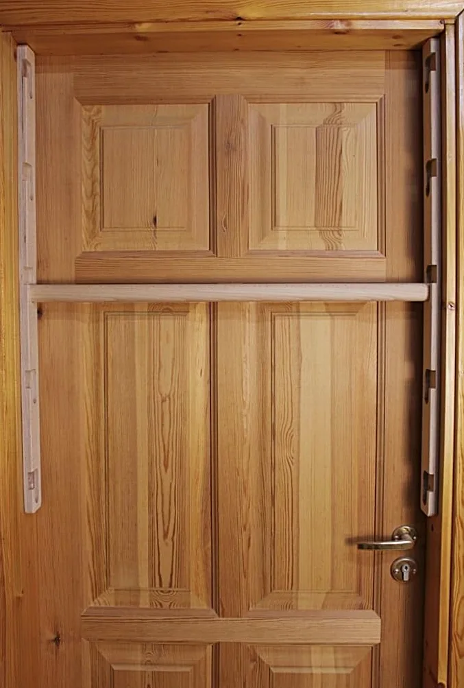 barra de dominadas de madera resistente, fácil de montar y ajustar, con 5 niveles de altura, hasta 100 cm del marco y el ancho de la puerta.