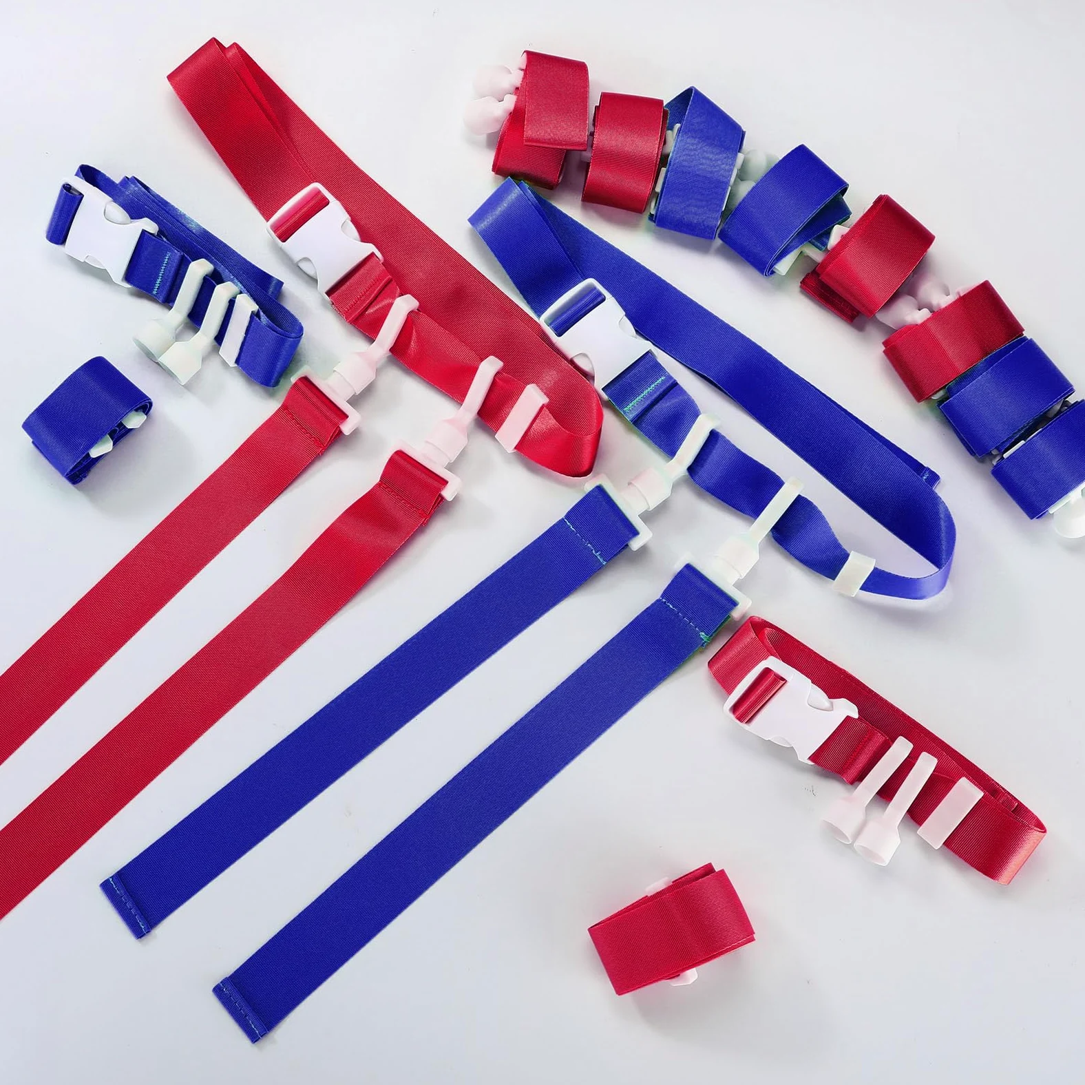 Peryiter Juego de 2/12/24 con bandera de jugador, cinturones de fútbol ajustables y banderas para niños, jóvenes, adultos, entrenamiento de equipo deportivo
