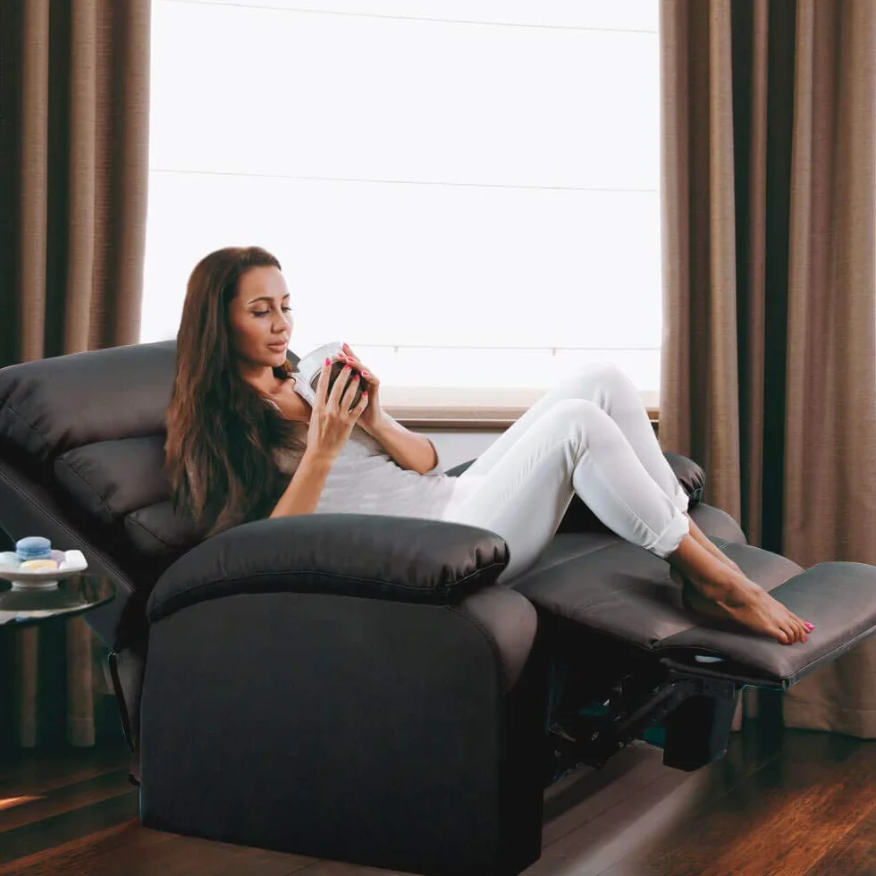 Sillón Masaje Relax Extra Acolchado Marrón Wengué Reclinable Función Calor Lumbar 5 Modos 8 Motores Mando Control 4 Zonas Masaje Polipiel