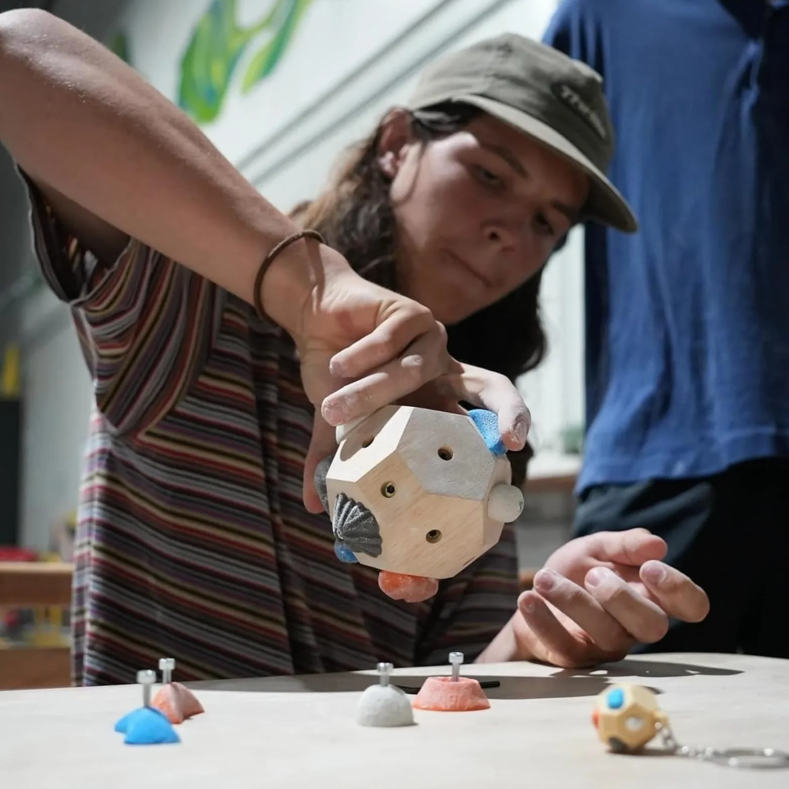 Bloque de Boulder Hecho a Mano - Desarrolla Fuerza y Precisión, Bola 3D de Boulder para Escalada, Balones de Entrenamiento para Escalada para Usar en Cualquier Momento, Bola de Entrenamiento