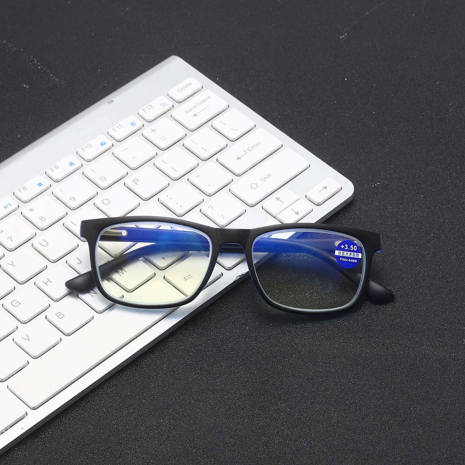 MMOWW Gafas de lectura anti-Blu-ray cuadradas para ordenador con bisagra de resorte antifatiga azul +1.5