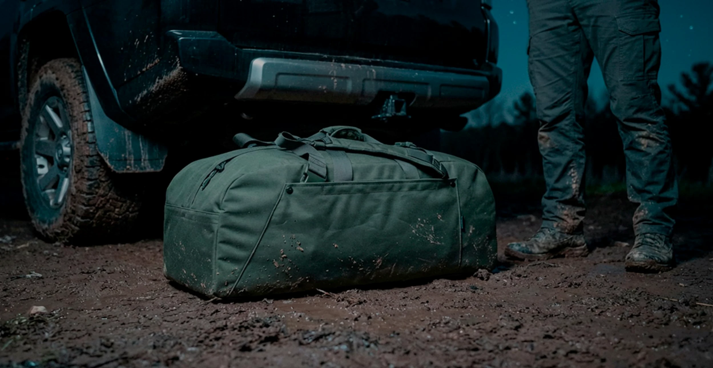 Combat Pilot - Bolsa de lona grande de 85 l, resistente al agua, mochila militar para gimnasio, trabajo y viajes tácticos