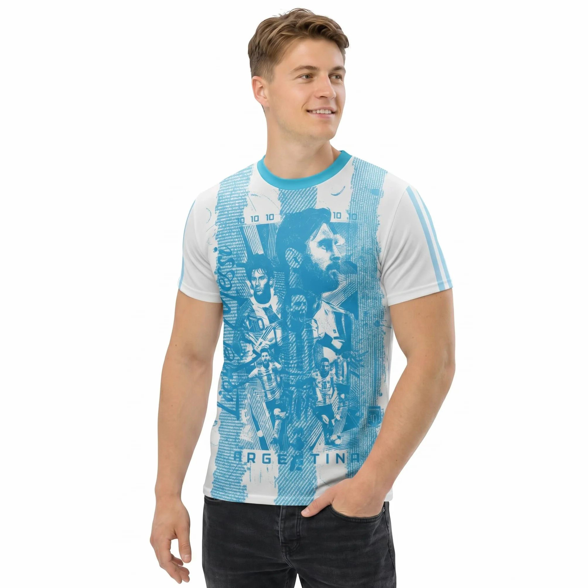 Lionel Messi & Argentina. Camiseta Deportiva, de fútbol. Estilo Deportivo. Unisex. 100% Interlock. Diseño de fantasía. Somos Sportivo Maglietta. CAM0092.