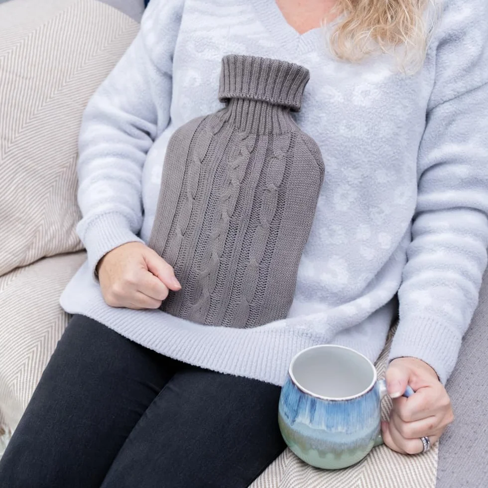 TRIXES Funda de punto aislante para botella de agua caliente, gris, regalo para mujer