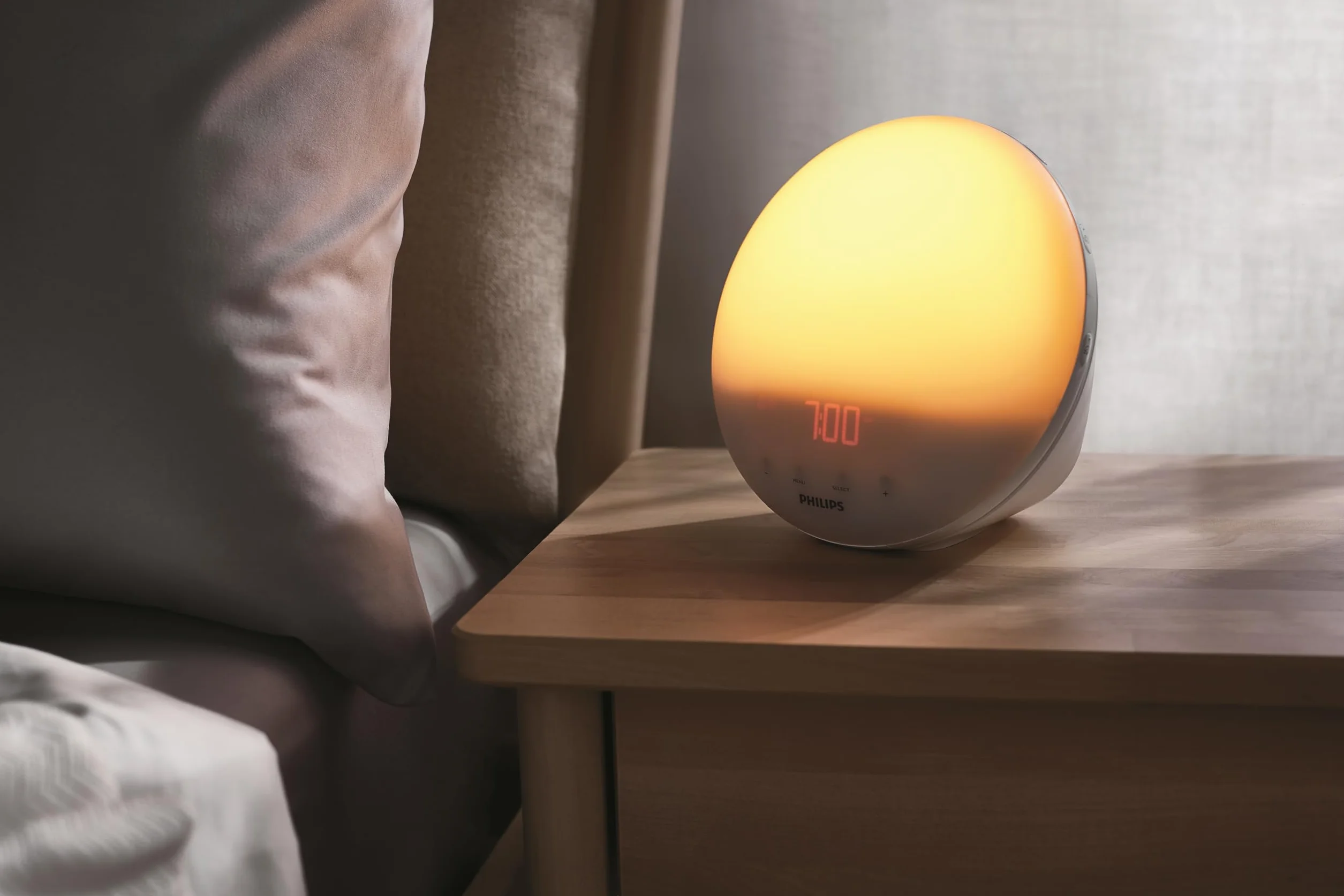 PHILIPS HF3519/01 Despertador de luz con simulación del amanecer, Radio FM, lámpara de lectura, 5 sonidos naturales, Alarma diferida