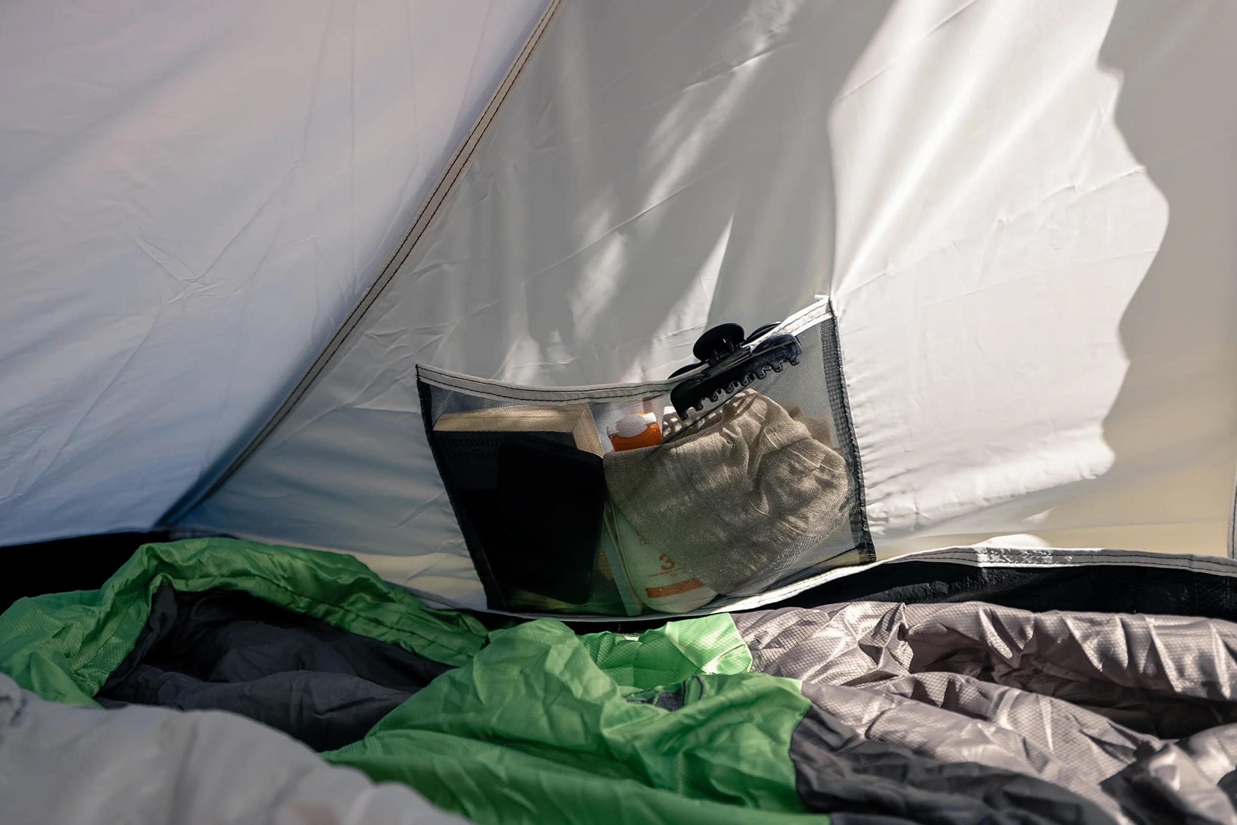 Coleman Darwin - Carpa Compacta de Cúpula, Ideal para Camping en el Jardín, Ligera para Senderismo, Impermeable, Con Suelo Cosido