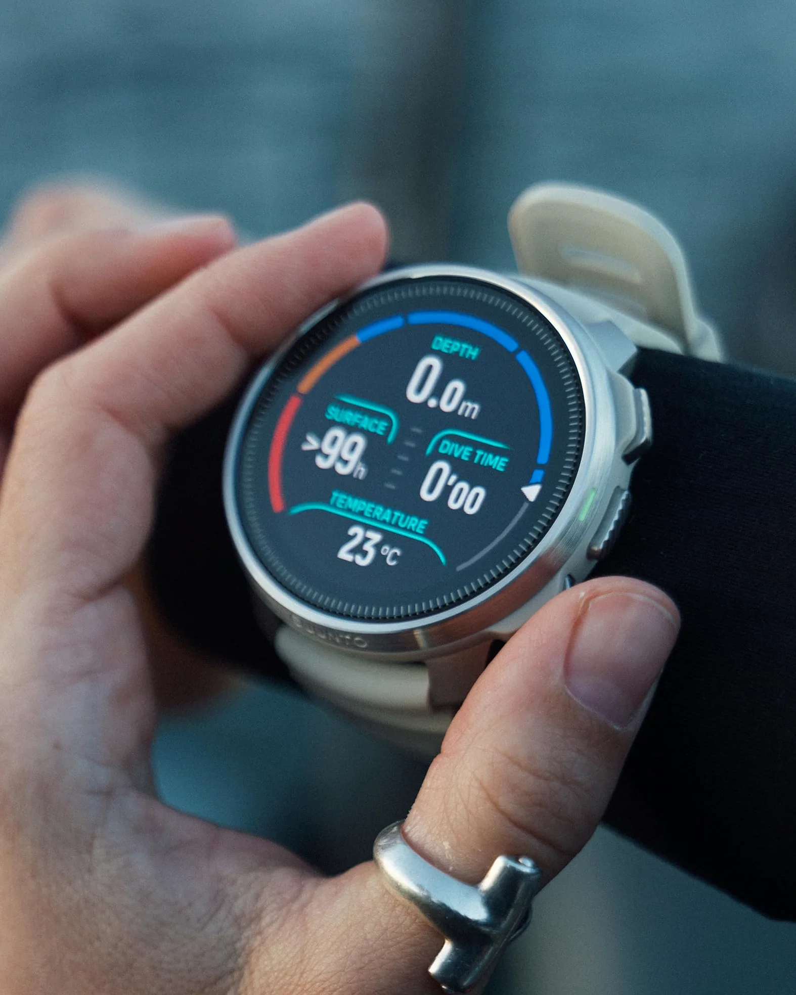 Suunto 22 DIV1 SILICONE STRAP SAND GRAY S+M