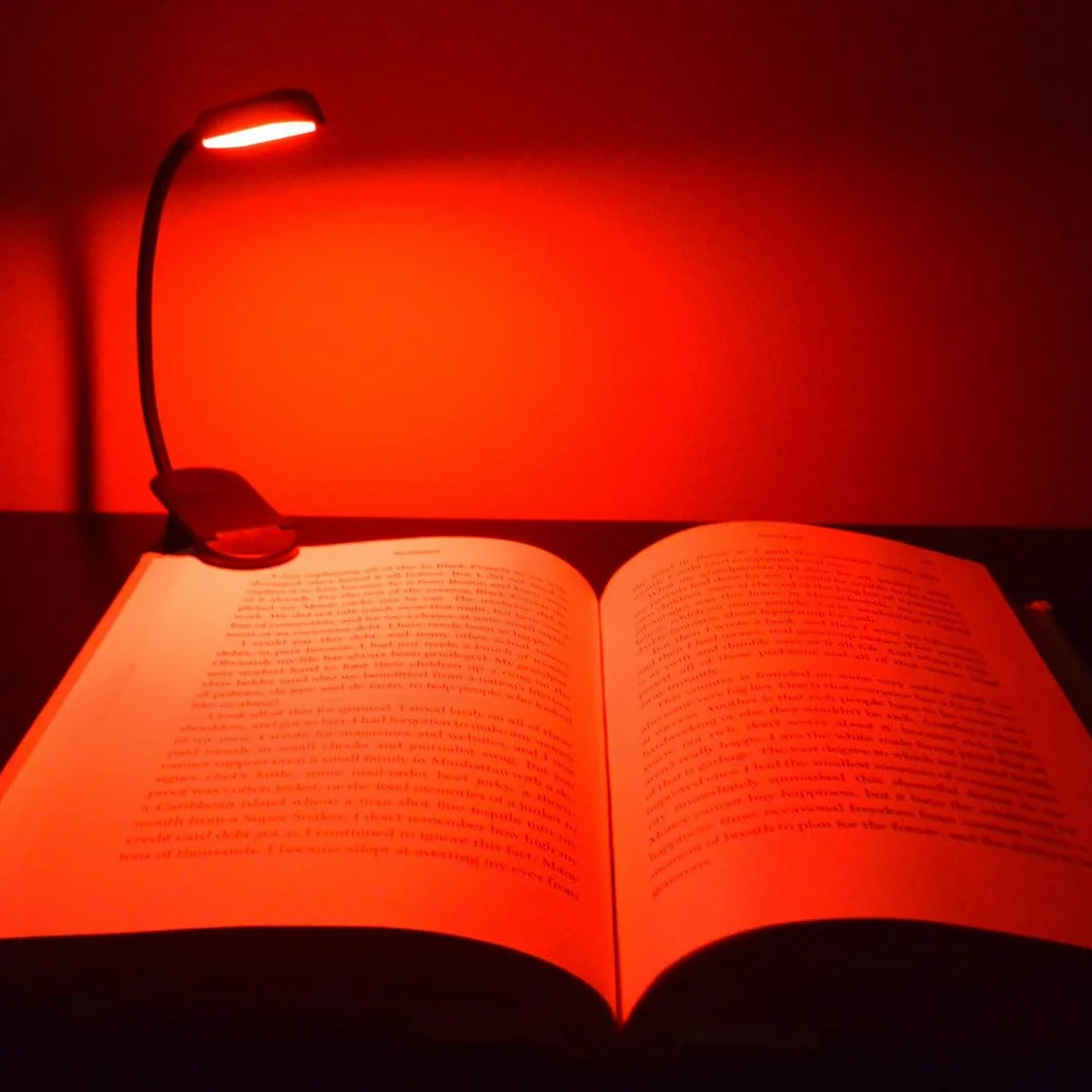 Luz de lectura ámbar y roja recargable 8 LED USB-C 1600K 625nm flexible con clip