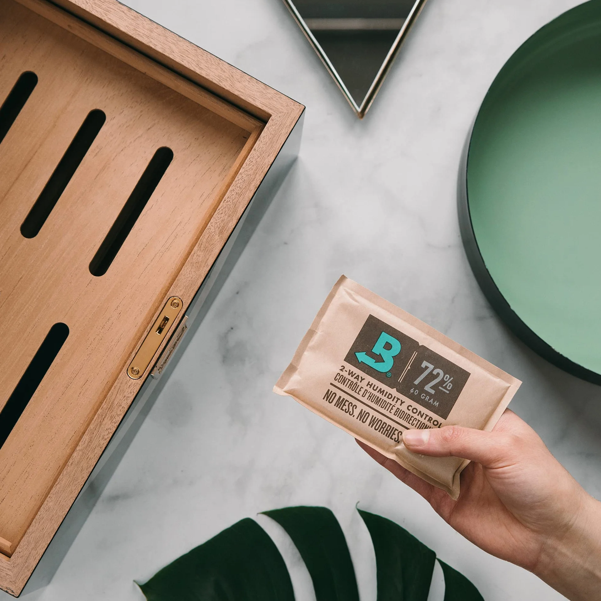 Boveda Bolsa portátil de viaje resellable de 2 vías para humedad, impermeable y a prueba de polvo, precargada con paquete de 69% de humedad relativa, tecnología patentada, almacenamiento medio para 15
