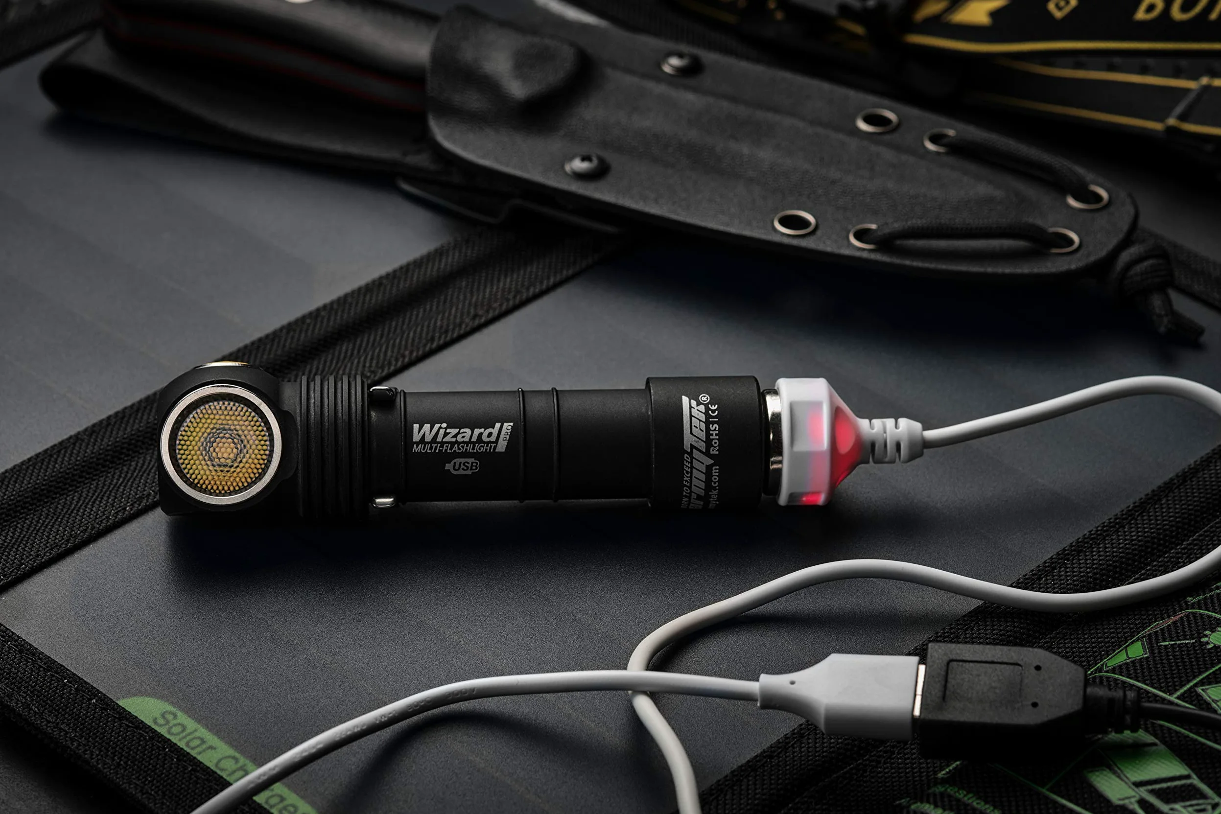 Linterna frontal LED Armytek Wizard Pro Nichia Blanco neutral 1400 lúmenes recargable por USB + Batería 18650 Li-Ion