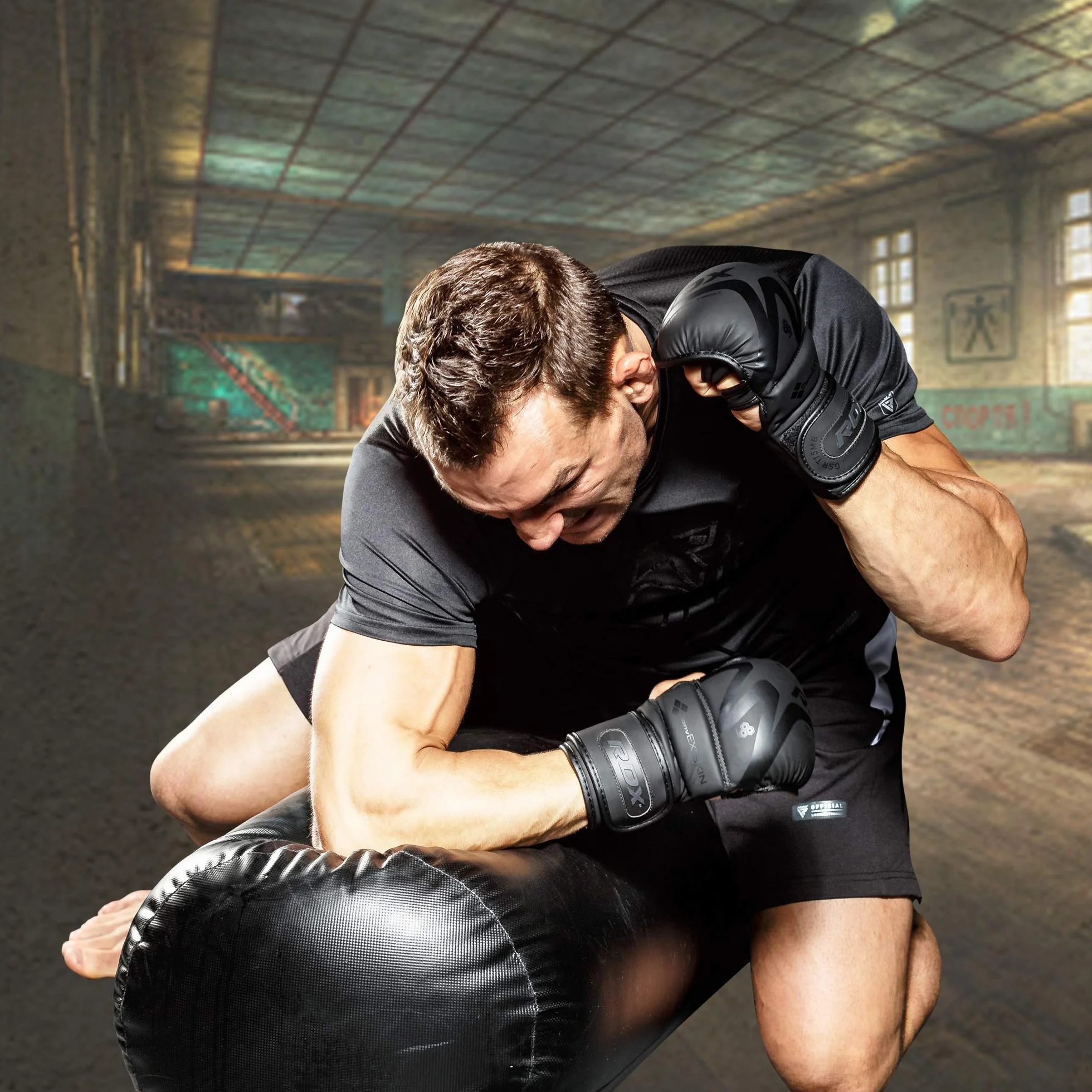 RDX MMA Guantes para artes marciales Grappling Entrenamiento, Convex Piel Kickboxing Guantes, Grande para Muay Thai, Sparring, Saco Boxeo, Combate en Jaula Gloves