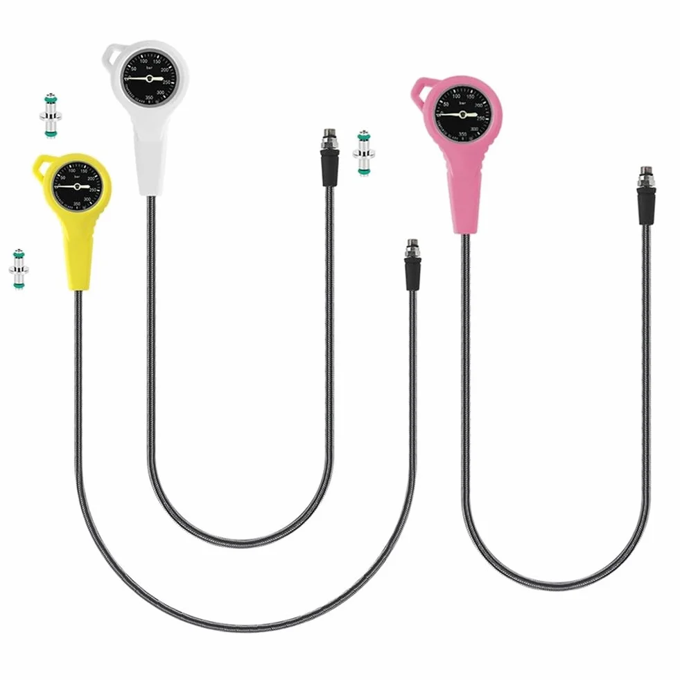 Medidor de presión de buceo con manguera tejida de fibra de carbono (rosa) | Rosca 7/16-20UNF, luminosa para esfera para agua oscura, rotación de 360 grados, alta estabilidad de hasta 300 bares