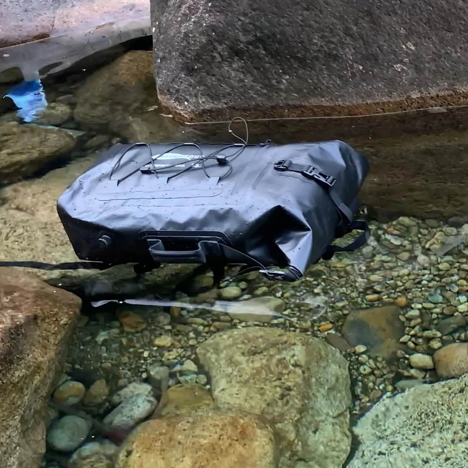 Mochila impermeable resistente al agua – 35 L enrollable flotante bolsa seca mochila para motocicletas y kayak, Negro, 35L, Viajes