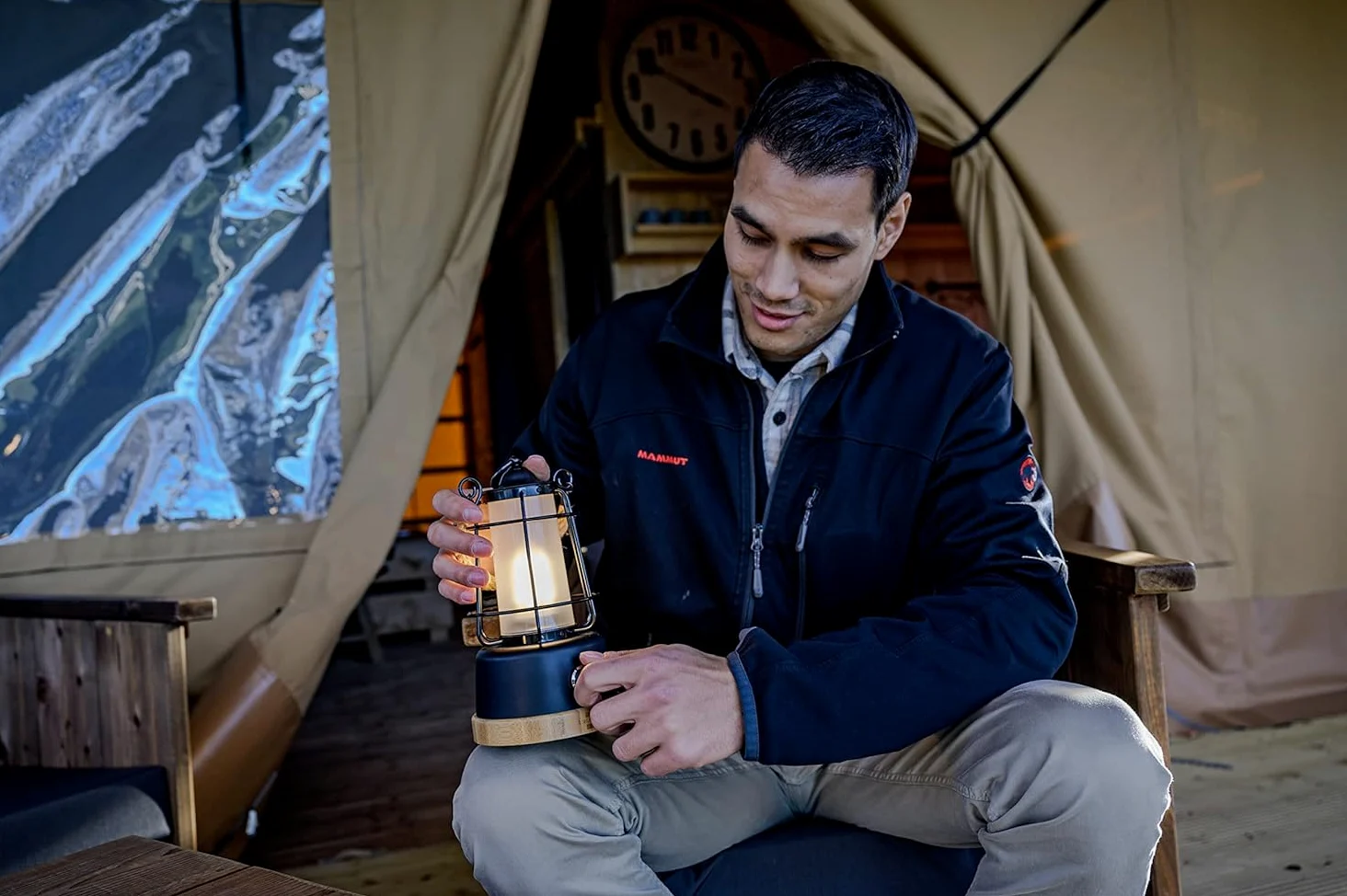 Brennenstuhl linterna camping recargable/lámpara de camping CAL 1 con cuerda de cáñamo y base de bambú (350lm, IP44, hasta 75h de iluminación, luz regulable, power bank)