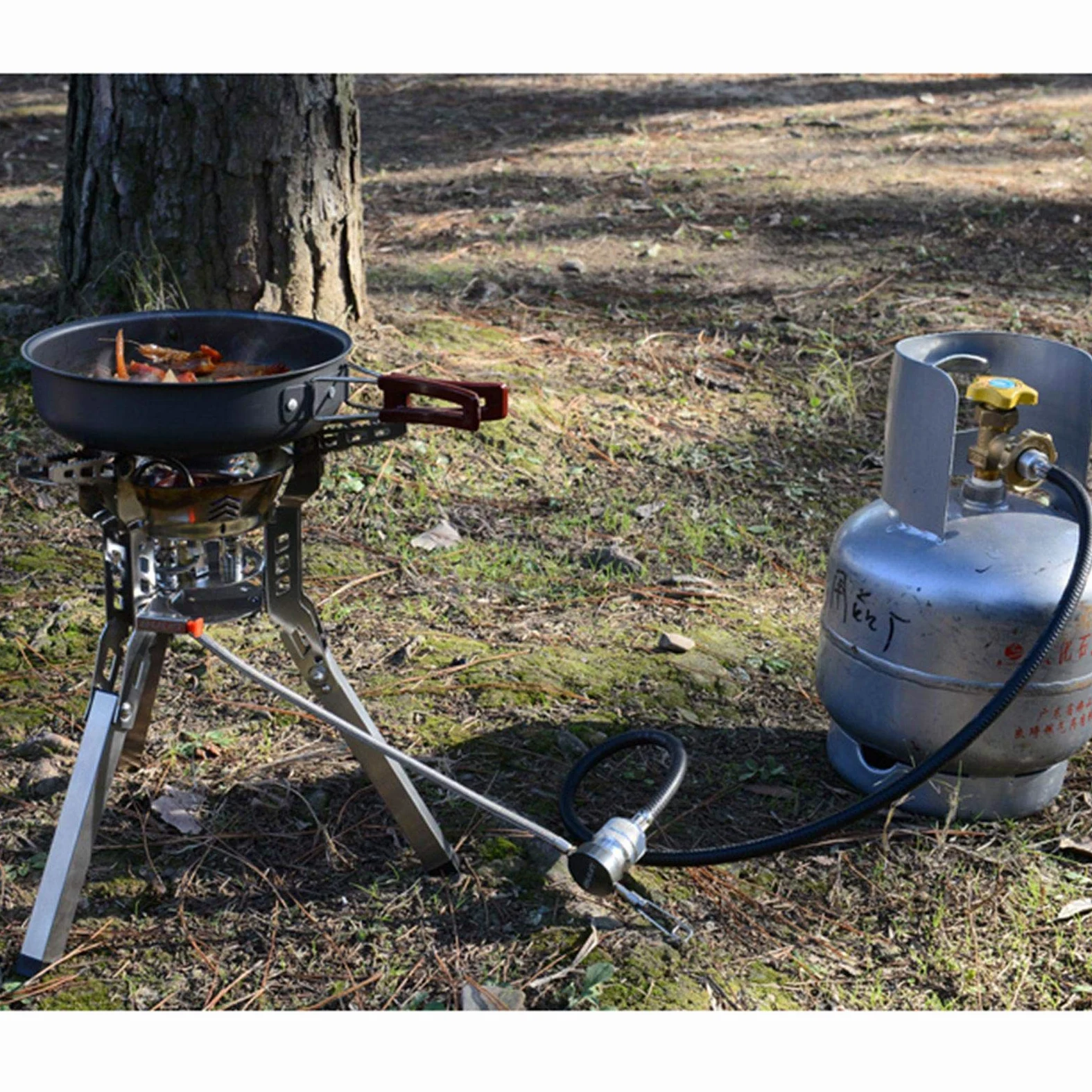 - Hornillo de camping - Quemador de cocina de alto rendimiento de 6800 W con encendido piezoeléctrico y bolsa de transporte - Hornillo portátil de camping con ajuste de potencia de fuego multinivel | con encendido piezoeléctrico y bolsa de transporte - Ho