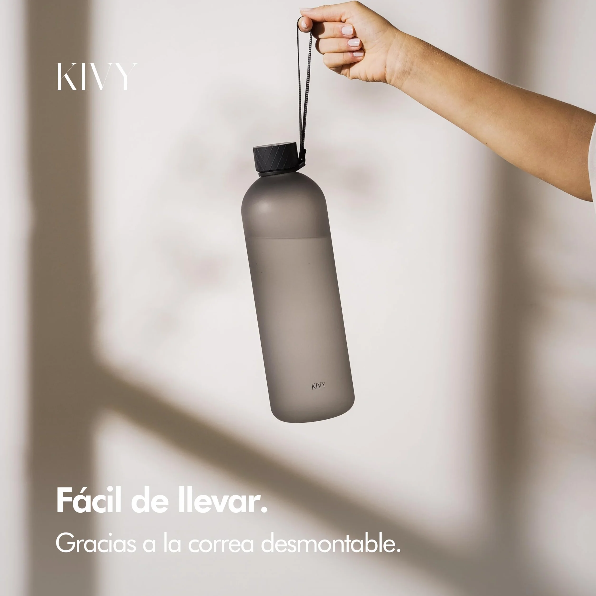 KIVY Botella de Agua Tritan 1,5 L - Estanca & Apto para Lavavajillas - Para Deporte, Gimnasio, Escuela y Oficina - Botella Deporte - Garrafa de Agua para Gym - Botellas Agua 1,5 L -Sin BPA