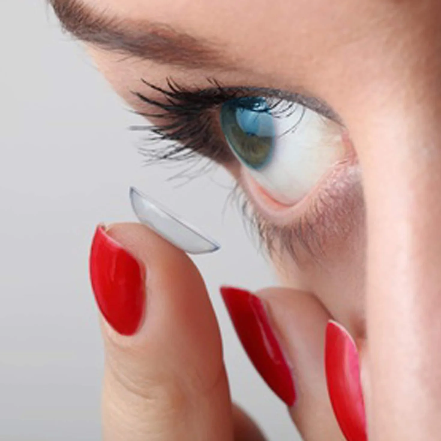 BAUSCH + LOMB SofLens 59 lentillas mensuales esféricas 6 unidades 8.6 BC 14.20 DIA -05,00