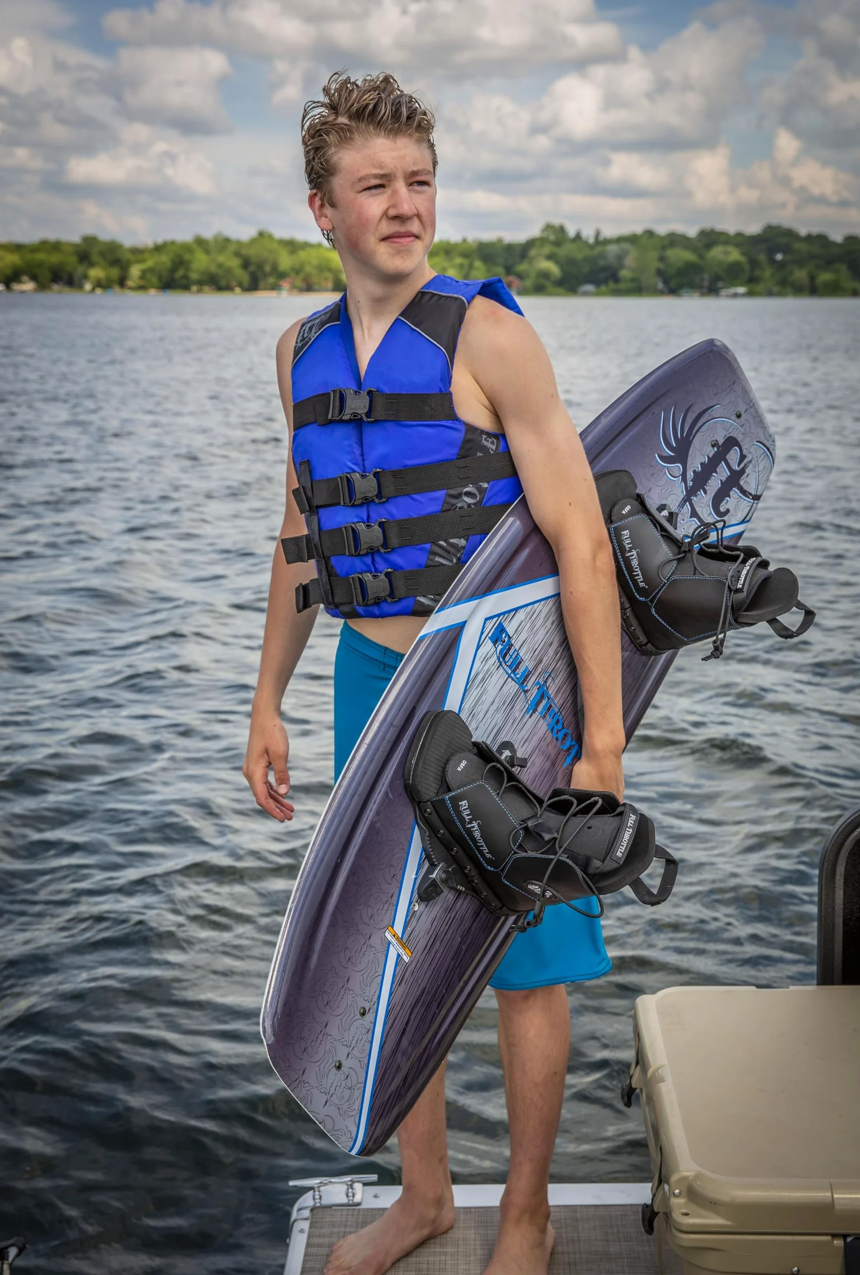 Absolute Outdoor Full Throttle Aqua Extreme Kit de Wakeboard (Negro/Azul, 55.1 x 21.6-inch/140 cm x 42 cm)