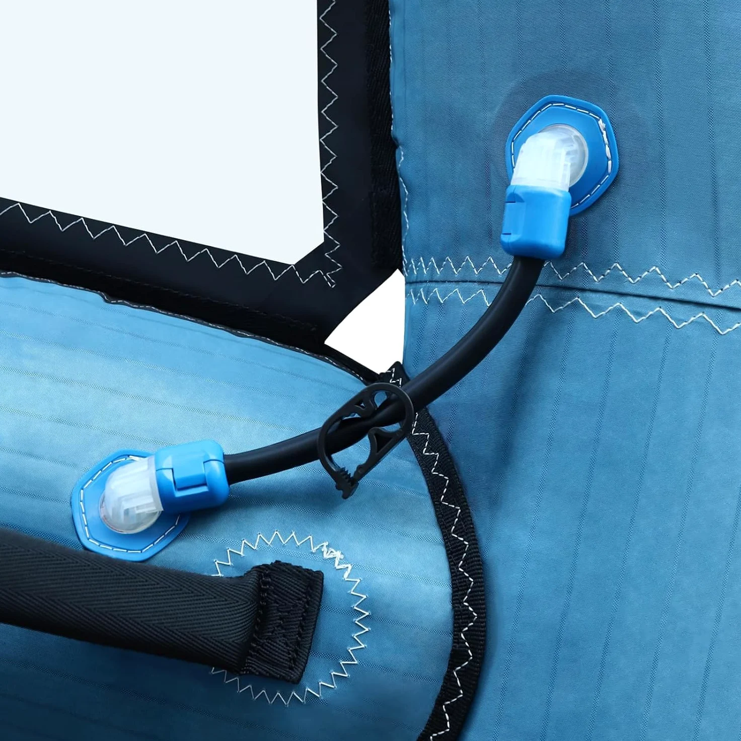 Vela Hinchable para Tabla De Paddle Surf con Rotación De 360°, Ideal para Windsurf, Superficie De Vela De 45,21 Pies², Azul Y Rojo, Diseño Duradero Y Portátil para Un Uso Sencillo.
