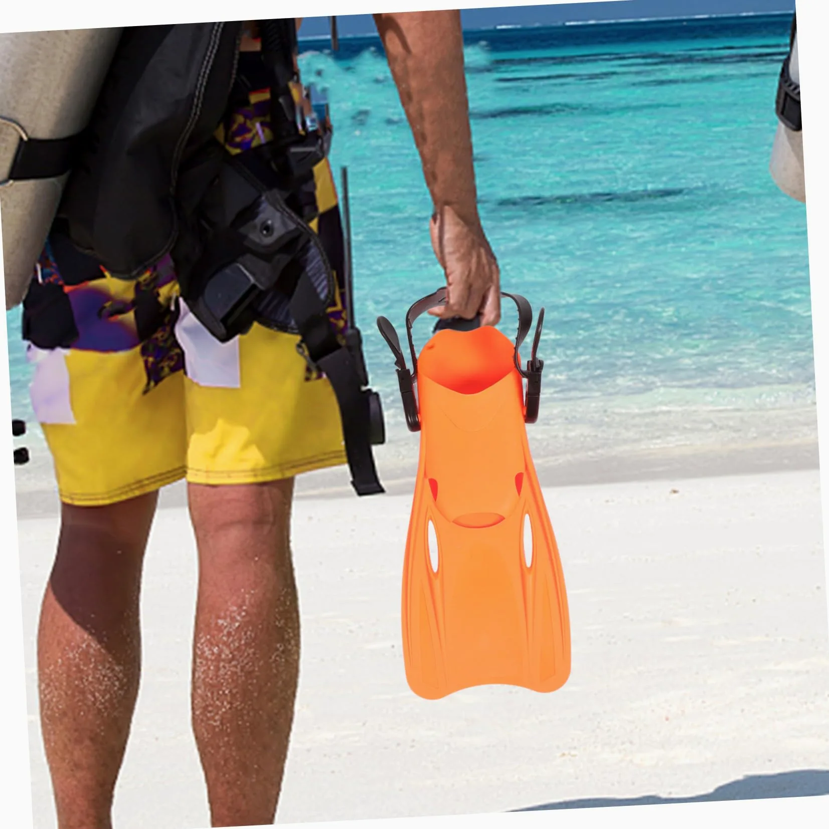 Equipo de Snorkel para Niños 1 Juego Naranja de Plástico | Gafas de Visión Amplia, Boquilla Ergonómica, Aletas Cortas para Nadar, Diseño Simple