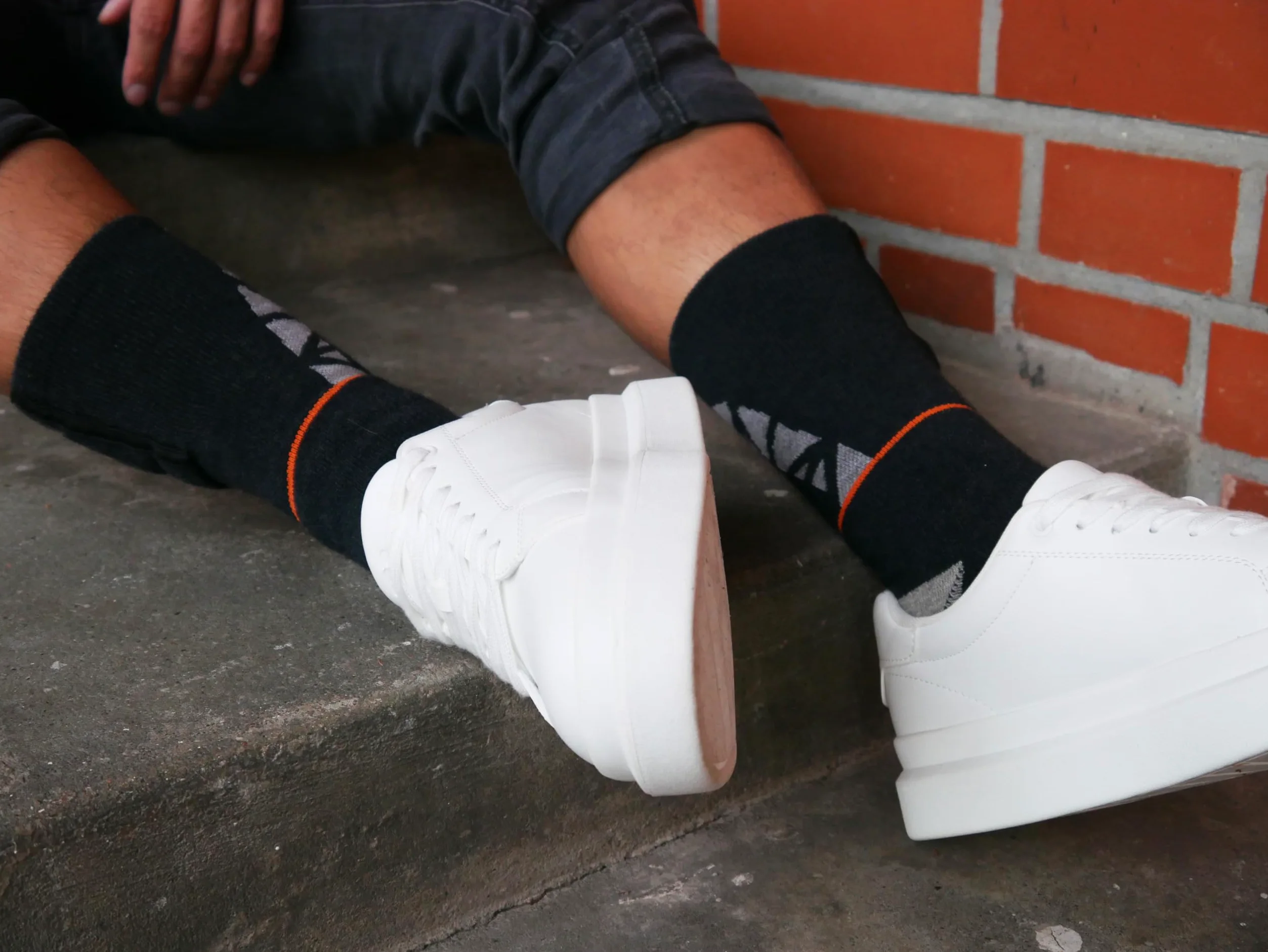 Vulpés HeatSock V1 - Calcetines inteligentes calefactables | lana merino | control de smartphone