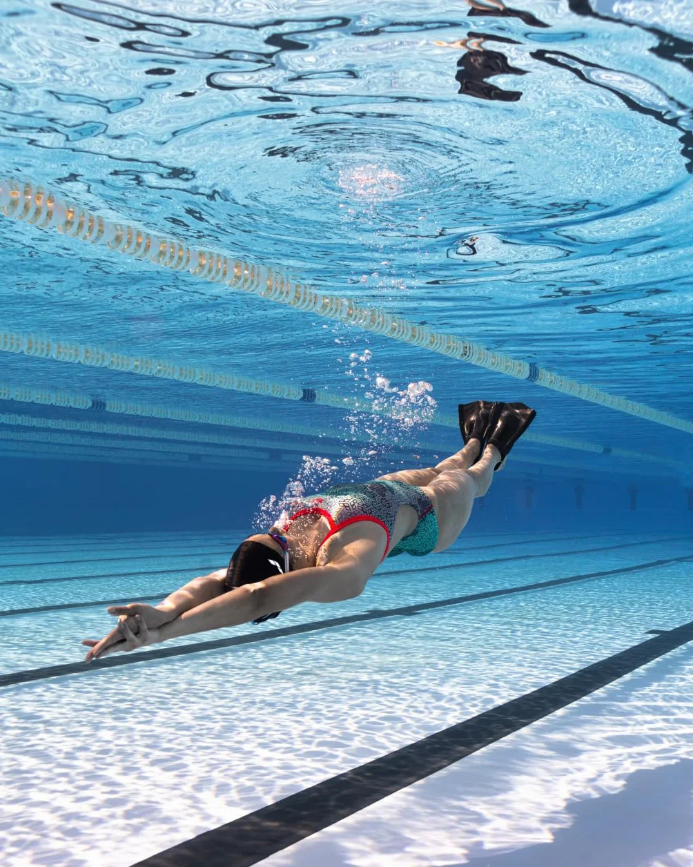 Arena Powerfin Pro II - Aletas de Entrenamiento de natación Unisex para Adultos y Hombres y Mujeres, Aletas de Hoja Corta de Silicona, Personalizables a la Izquierda/Derecha