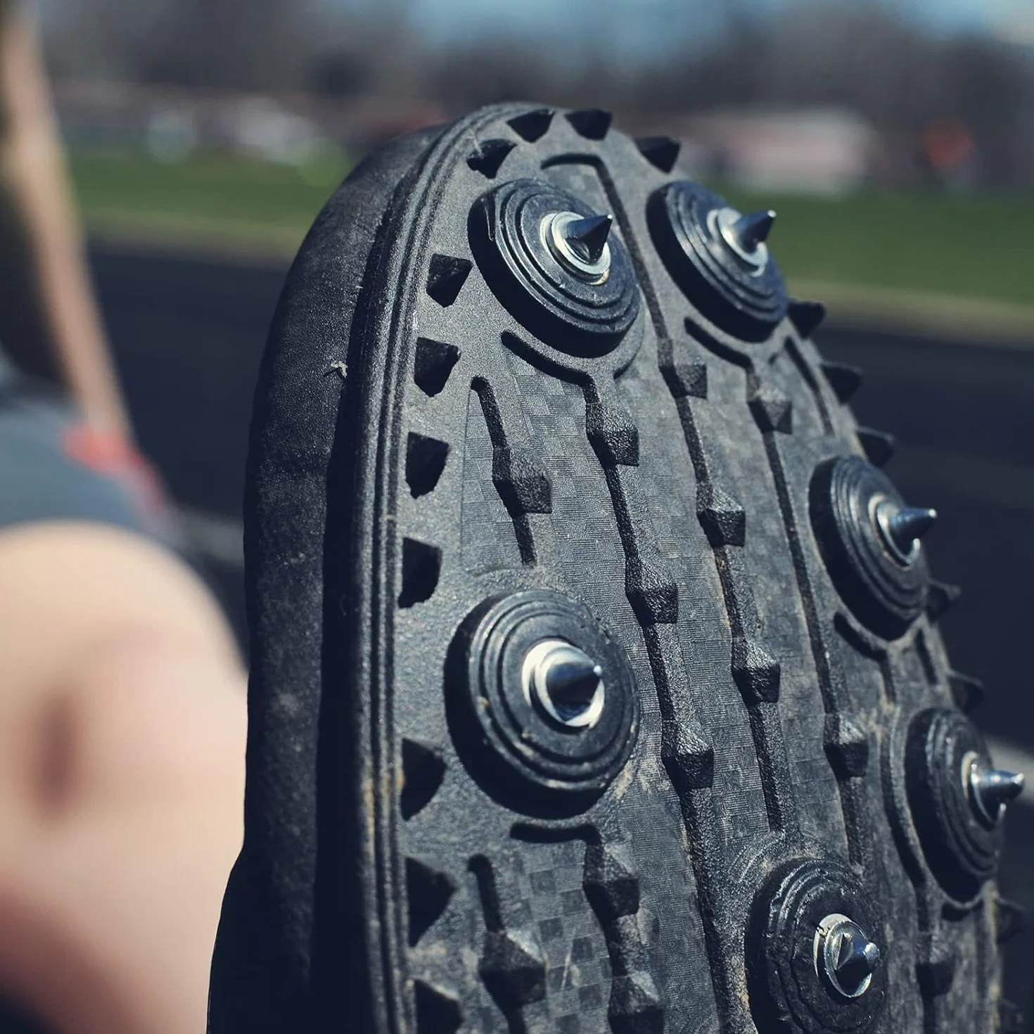 50 clavos de 6 mm de punta – Picos de repuesto para zapatos de atletismo – Incluye llave de punta – Ideal para saltar, correr, senderismo y pasarela – Pinchos de plástico resistentes y