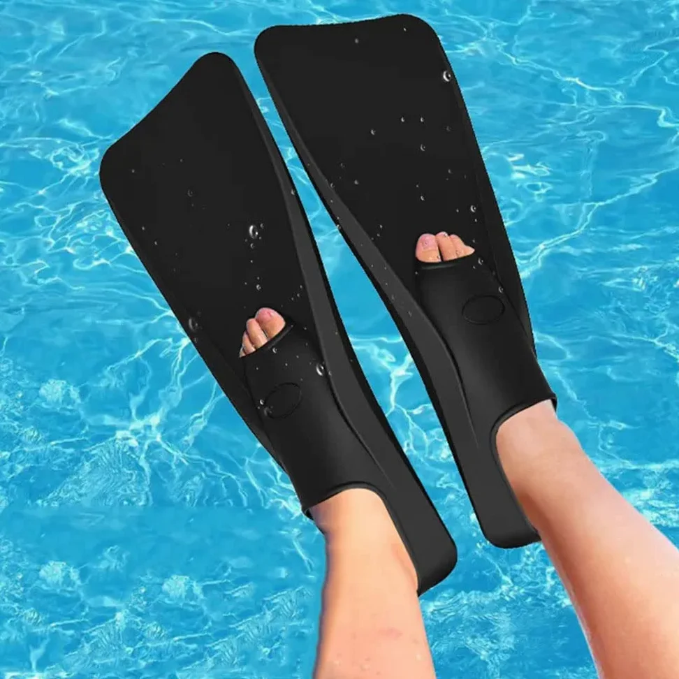 ENEN Aletas de Buceo, Aletas Natacion Piscina Ligeras Pala Corta Aletas de Viaje para Adultos para Entrenamiento, Natación en Aguas Abiertas, Buceo