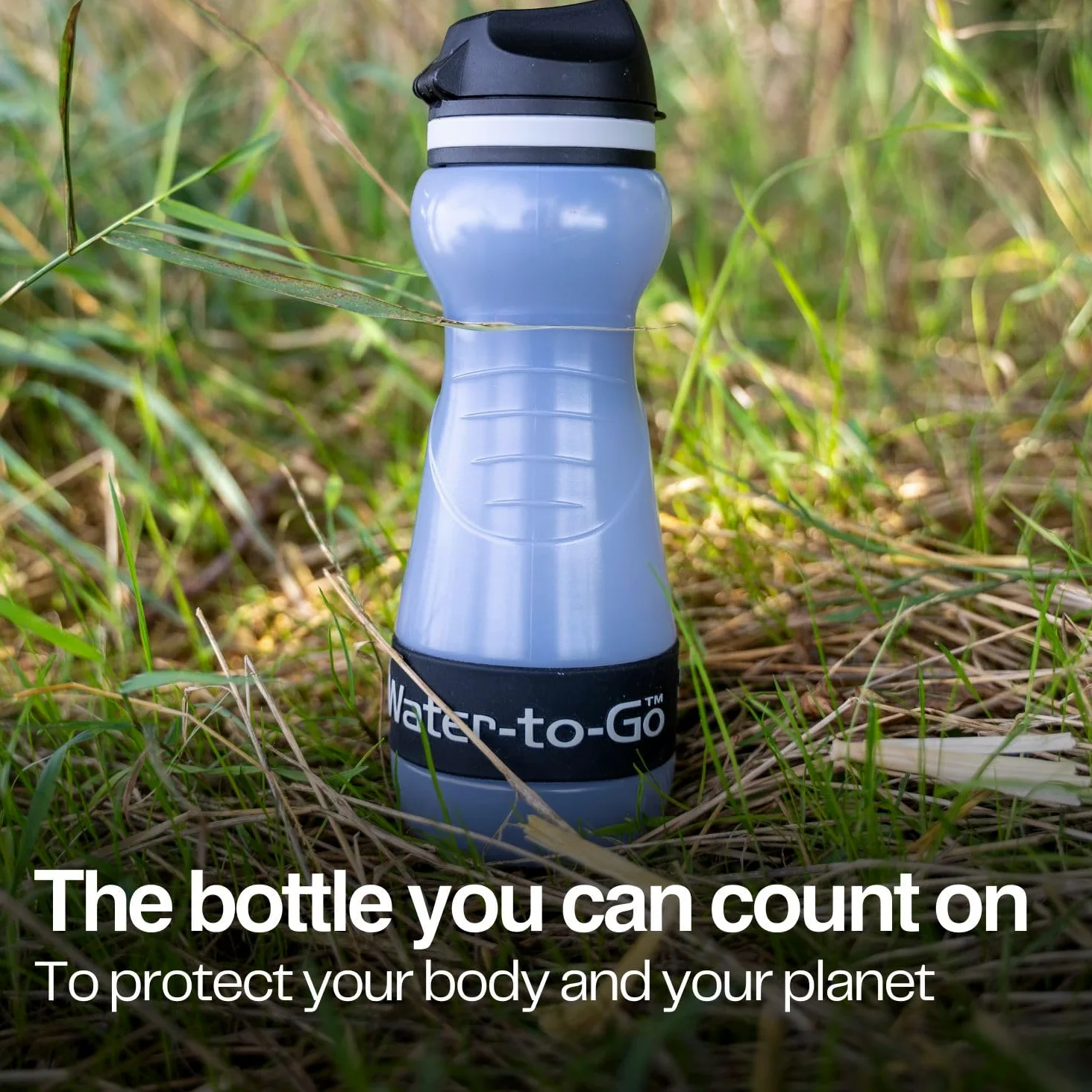 Botella de agua filtrada pequeña (55 cl) con tres filtros, botella de agua de nanofiltración con filtro para viajes, bioplástico sin BPA, color verde