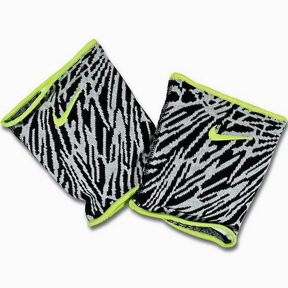 Nike Essentials - Rodilleras de voleibol