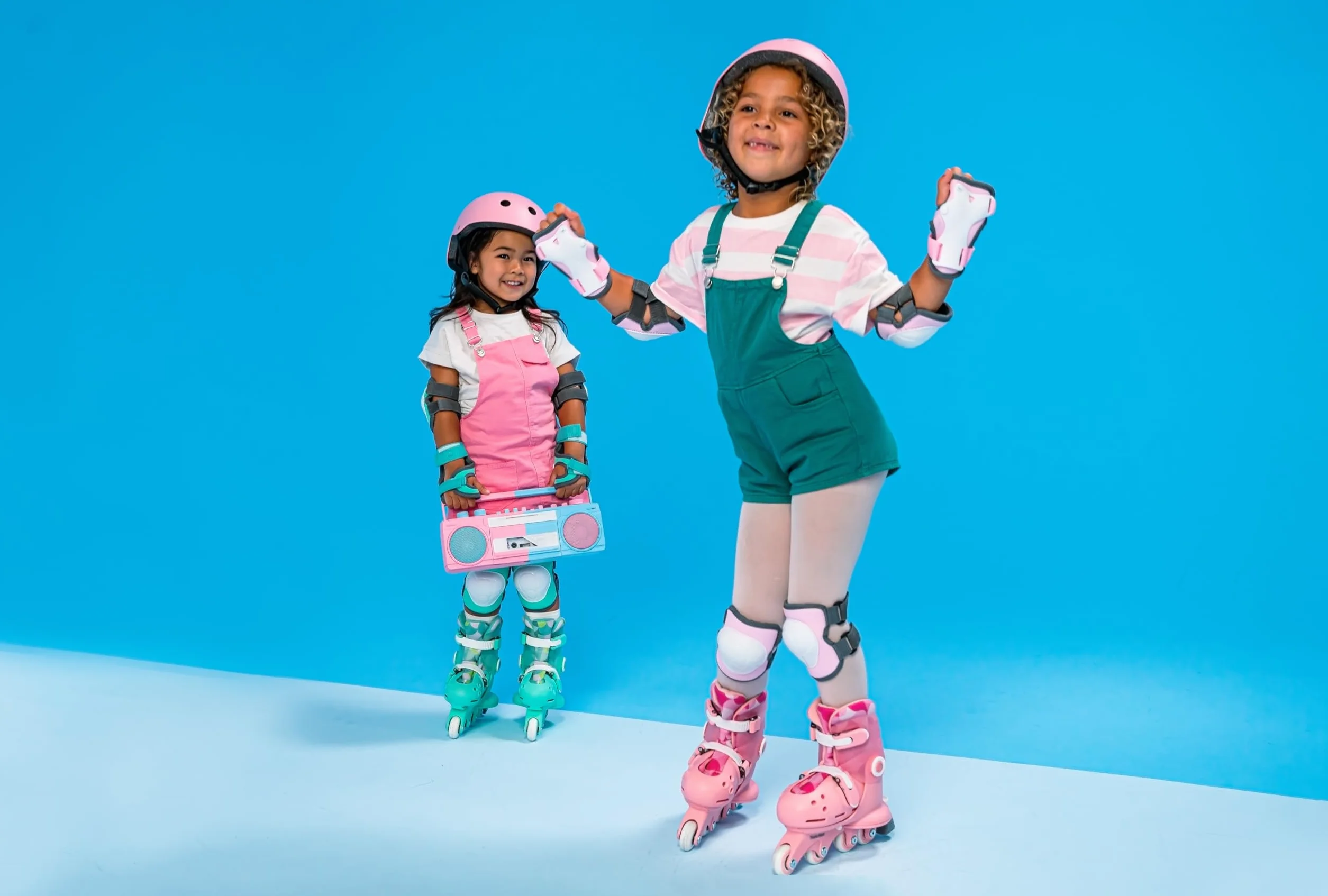 Yvolution Patines de aprendizaje para niños para principiantes, patines ajustables 2 en 1, se convierten de tres ruedas a patines en línea, no necesita herramientas para niñas y niños de más de 2
