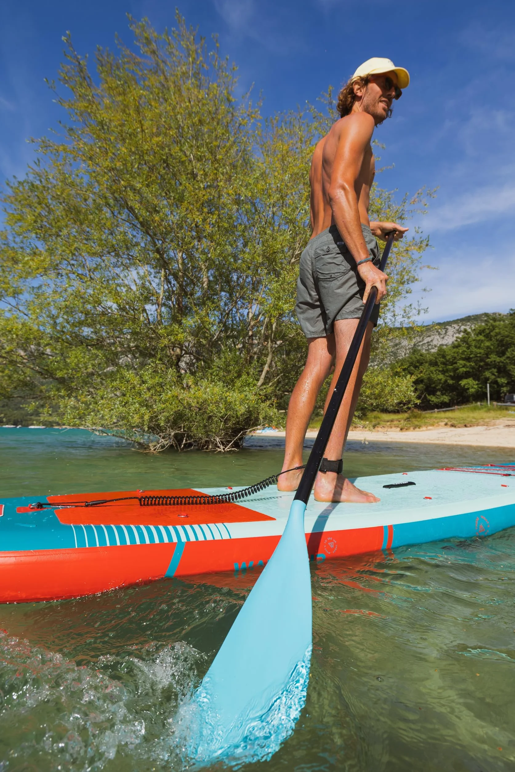 Wattsup - Sup Stand Up Paddle Inflable - Gama First - Dropstitch - Pack Completo: Remo, Leash, Bomba, Bolsa de Transporte