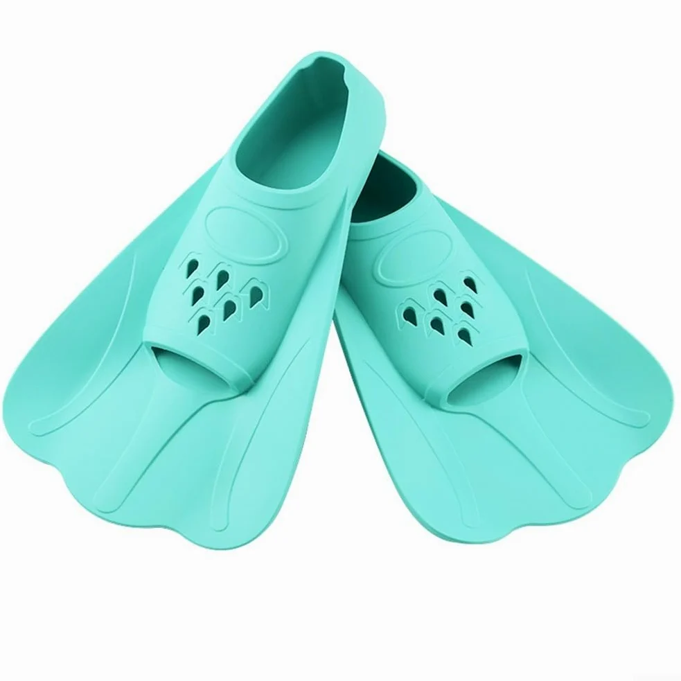 Aletas de natación de silicona, para entrenamiento, cuchillas cortas profesionales para mejorar la técnica de patadas y aletas de pie flexibles, para adultos y niños en el regazo de la piscina