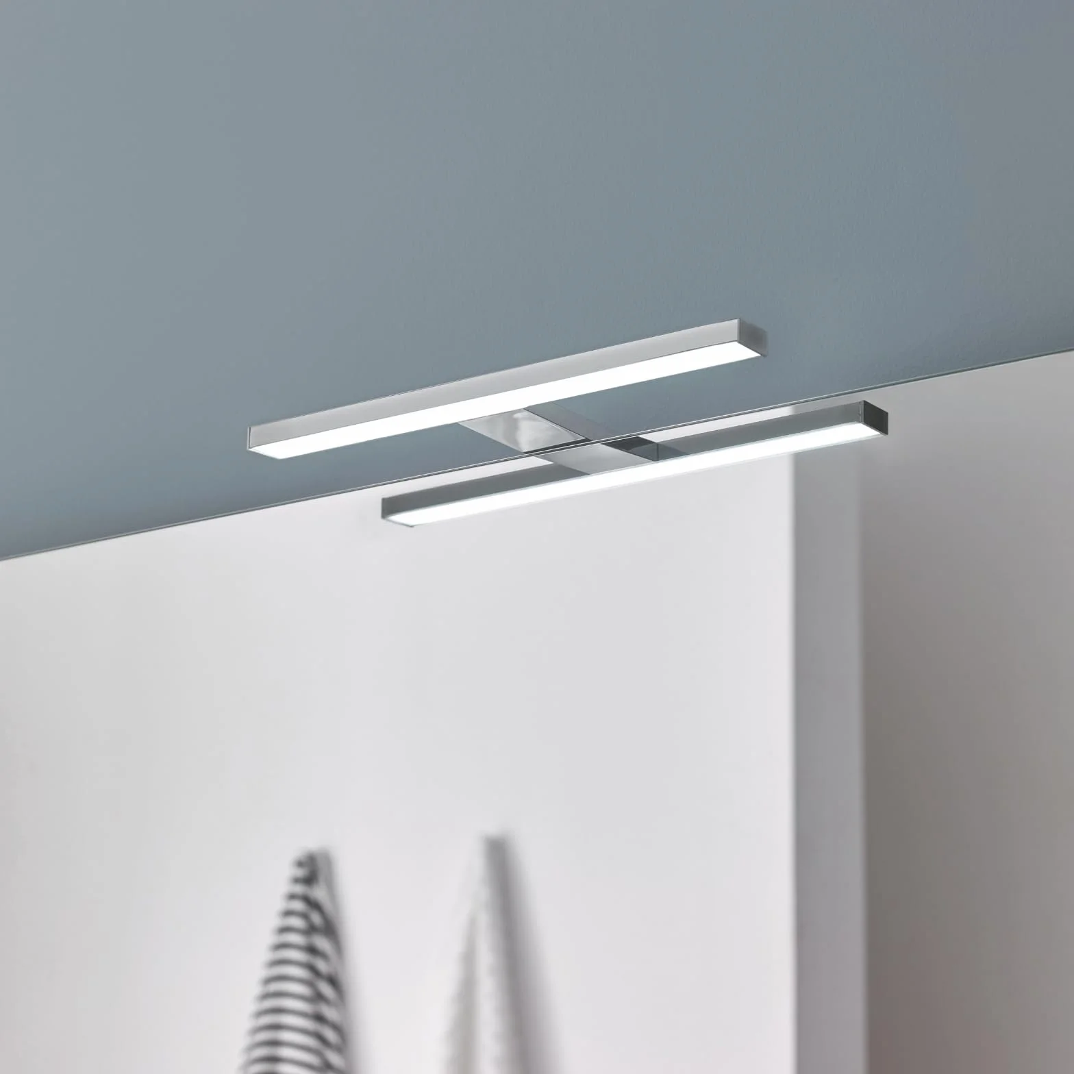 Aplike Boreal 30 cm Luz Blanca Fría 5700 K IP44 Lámpara de Baño LED