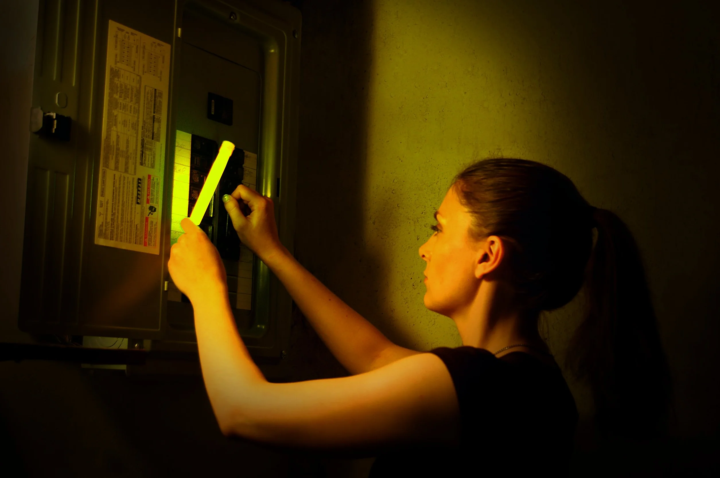 Cyalume Lote De 20 Barras Especial Seguridad Auto / Ocio Compuesto De 10 Barras De Luz Blanca Con Duración De 8 Horas Y 10 Barras De Luz Amarilla Con Duración De 12 Horas Snaplight Glow Sticks 15Cm