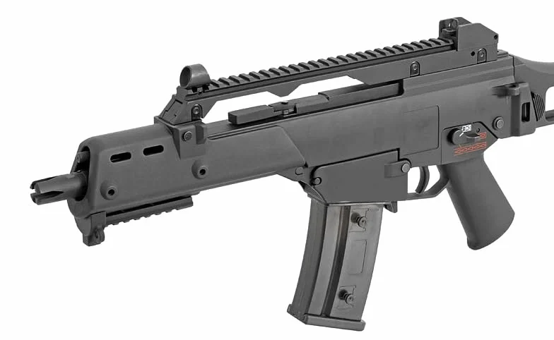 Fusil eléctrico de Airsoft G36C CM.011 de Cyma, Color Negro, Gearbox metálico, Culata Plegable, batería y Cargador de 300 Bolas incluidos, 2620 g, 720 mm de Longitud