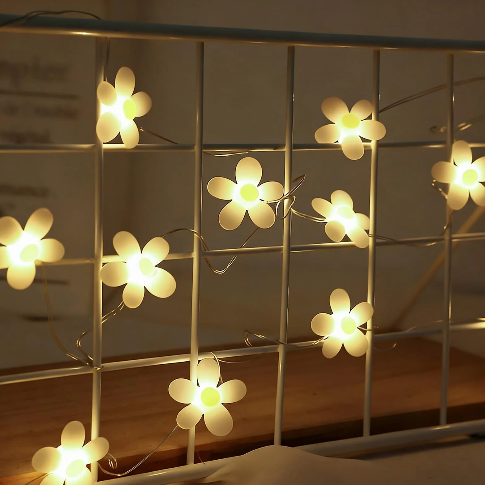 Guirnalda de Luces Artificiales LED 20 Luces 2M Margaritas Cadena de Luz Hadas para Interiores Bodas